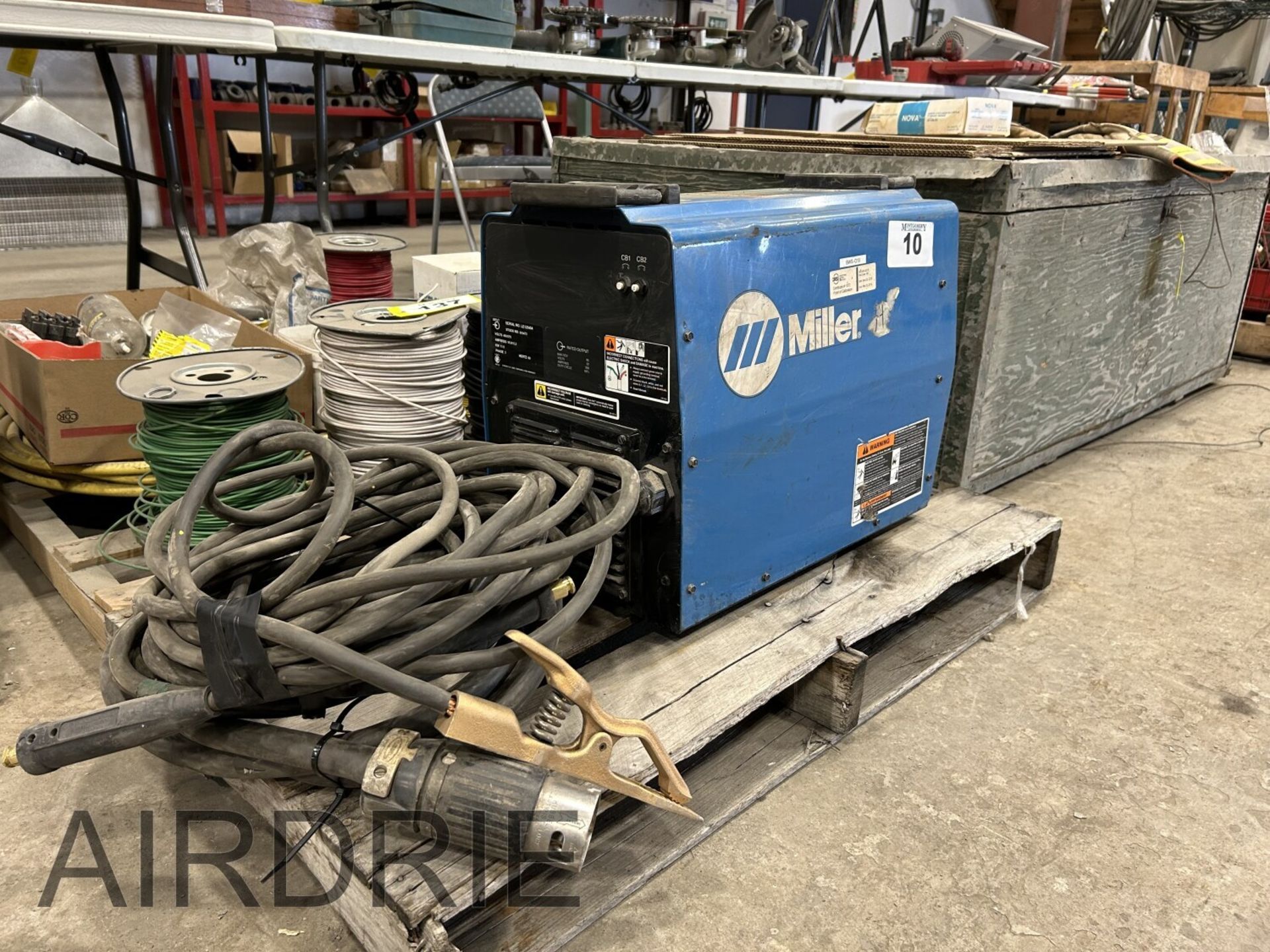 *OFFSITE* MILLER XMT 304 CC/CV DC INVERTER ARC WELDER S/N LE125454