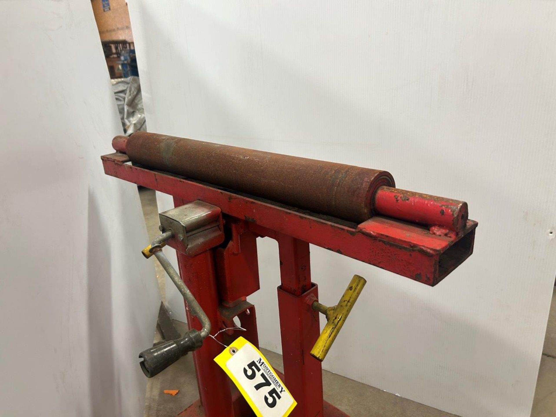 24" TELESCOPIC ROLLER STAND - Image 3 of 5