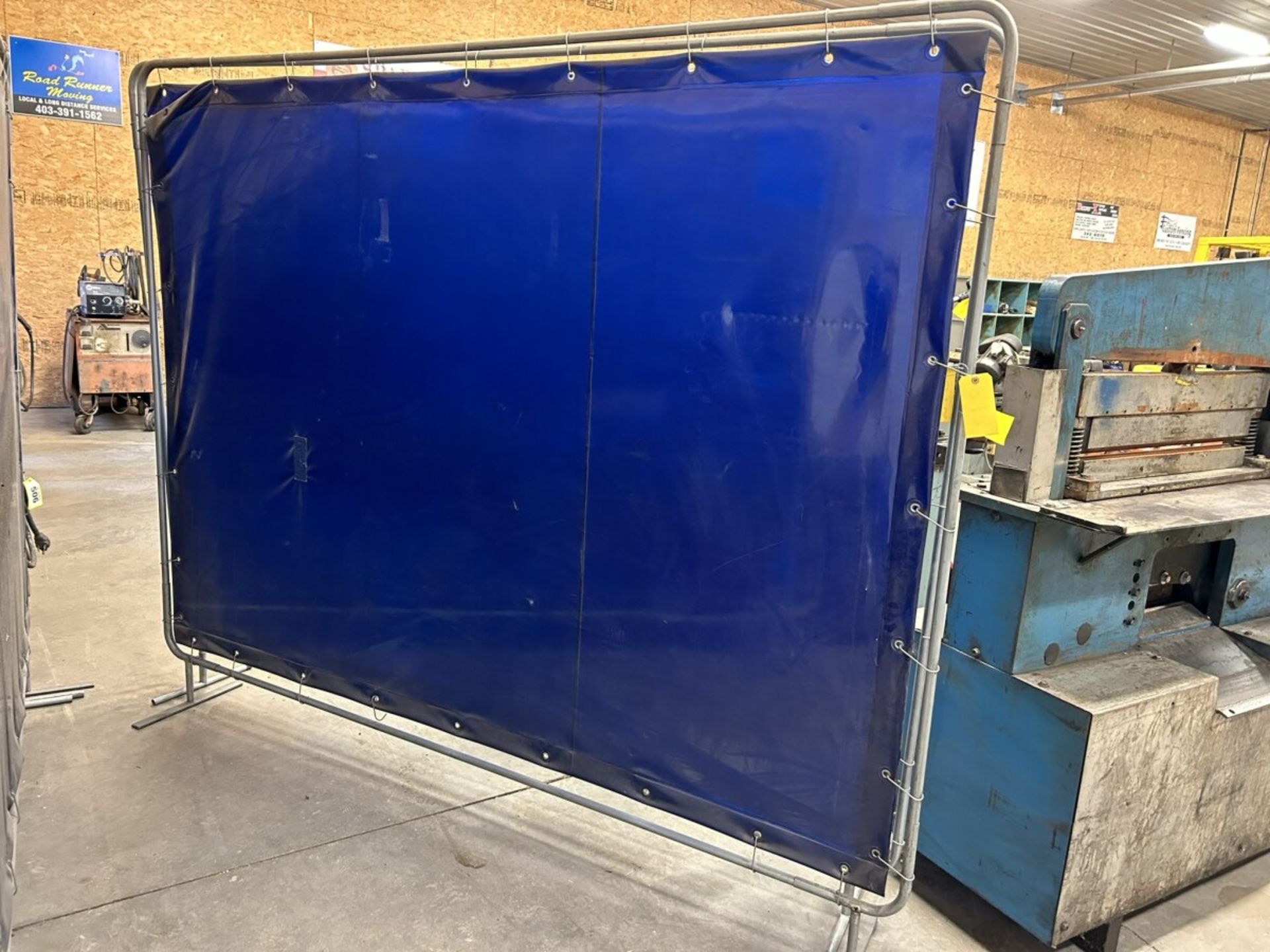 1-WELDING SCREEN 8X82T - Image 2 of 2