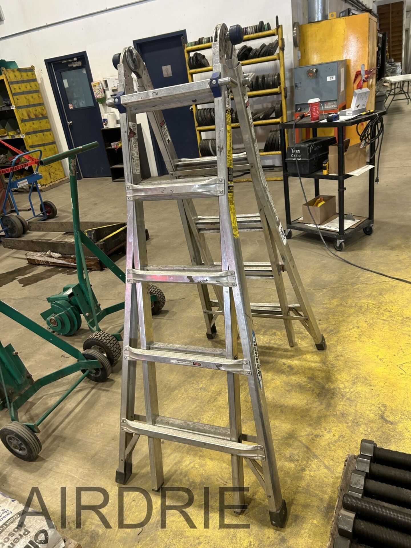 *OFFSITE* WERNER ALUMINUM MULTI-FUNCTION LADDER - Bild 3 aus 4