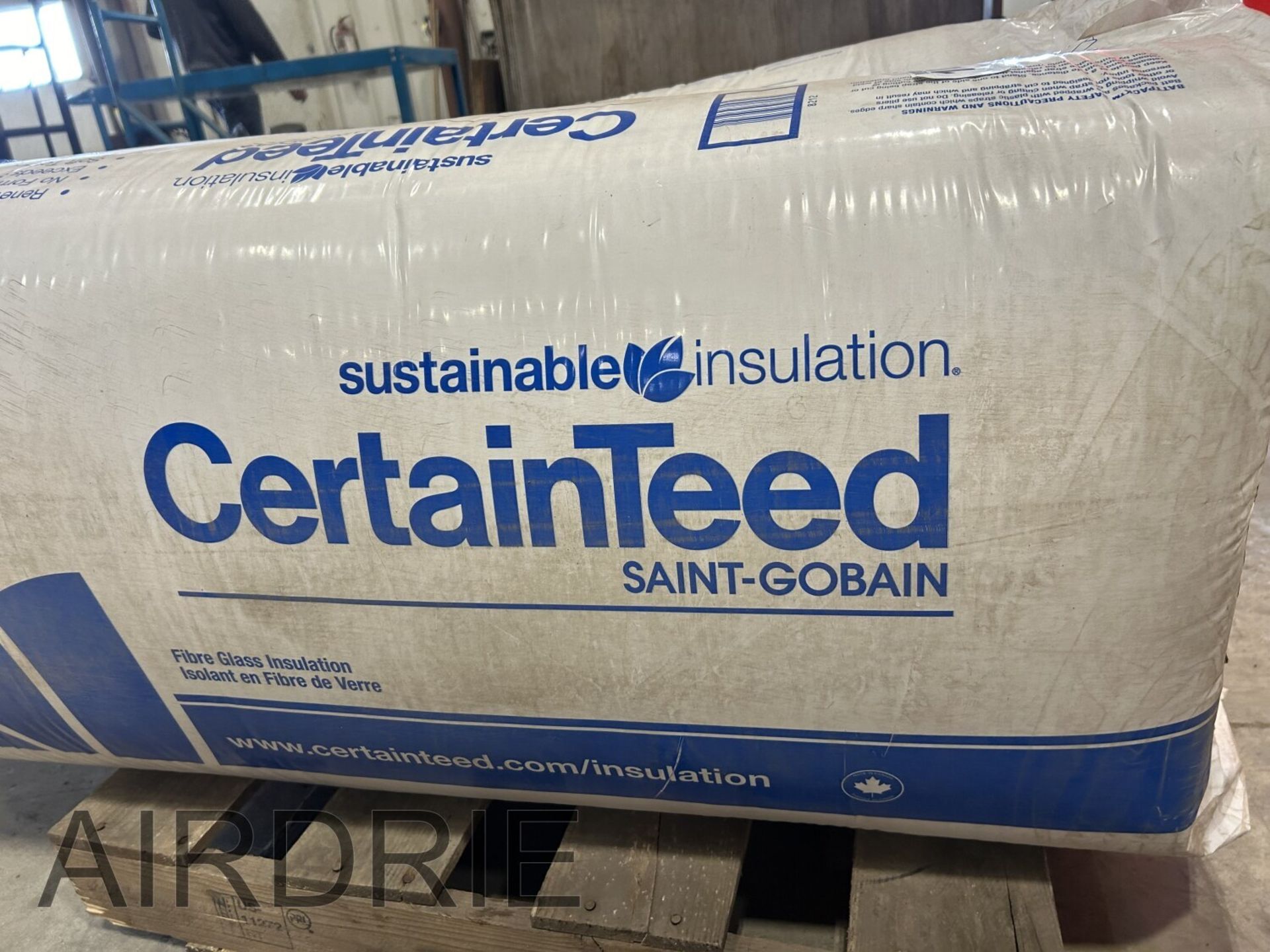 *OFFSITE* 2-BAGS OF CERTAINTEED R-20 20" WIDE INSULATION - Image 4 of 4