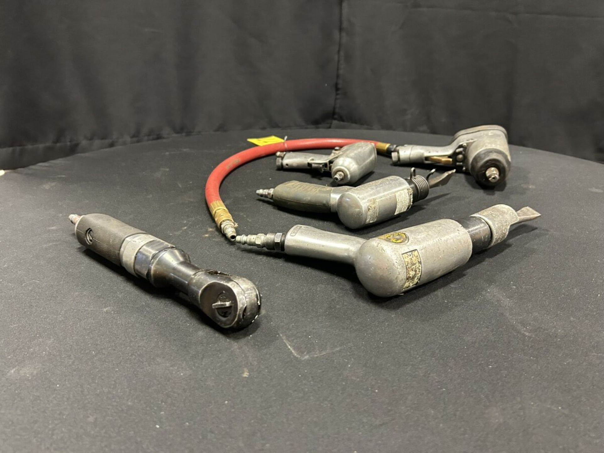 ASSORTED PNEUMATIC AIR TOOLS - Image 4 of 11