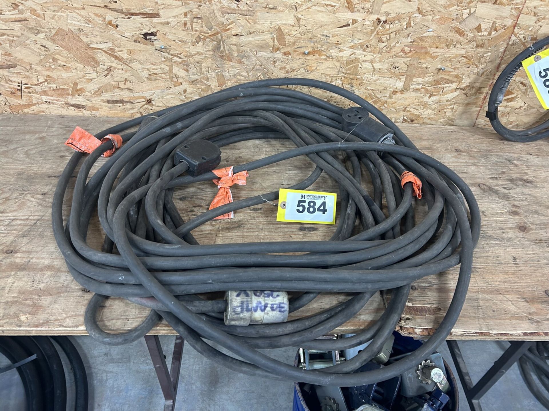 L/O - 220V POWER CABLE