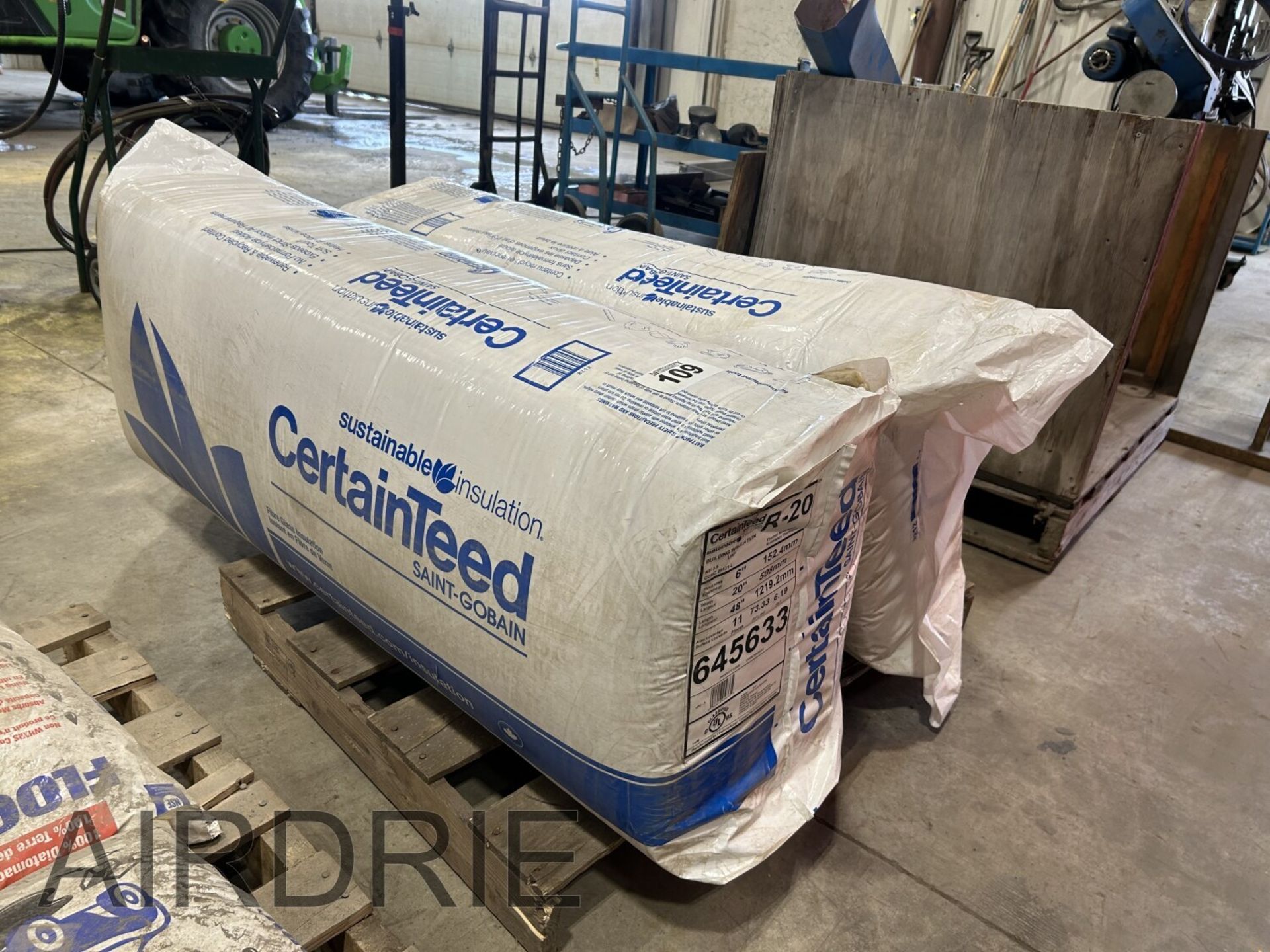 *OFFSITE* 2-BAGS OF CERTAINTEED R-20 20" WIDE INSULATION