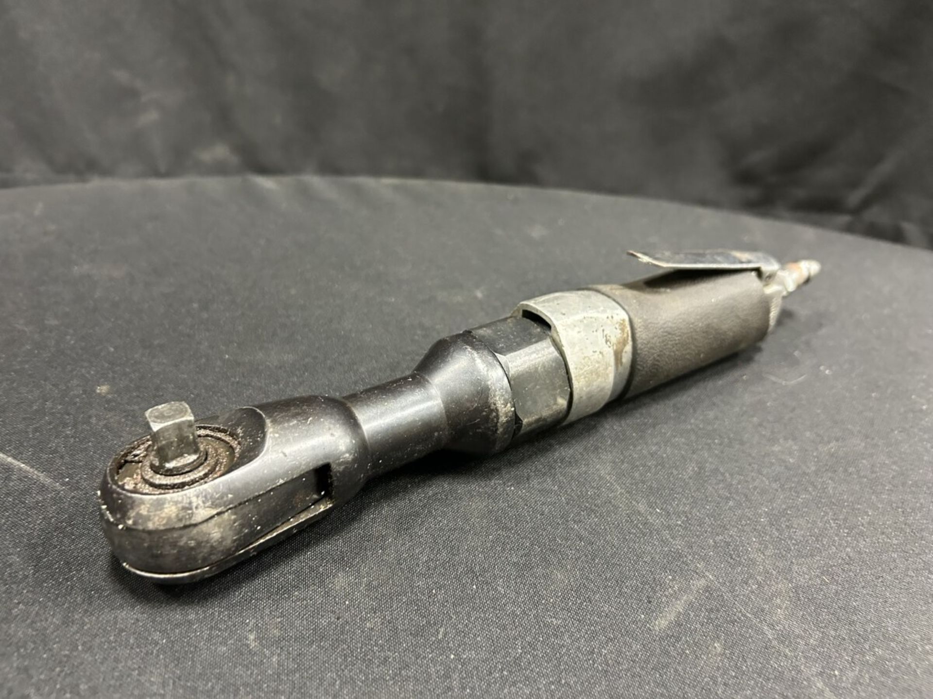 ASSORTED PNEUMATIC AIR TOOLS - Image 11 of 11