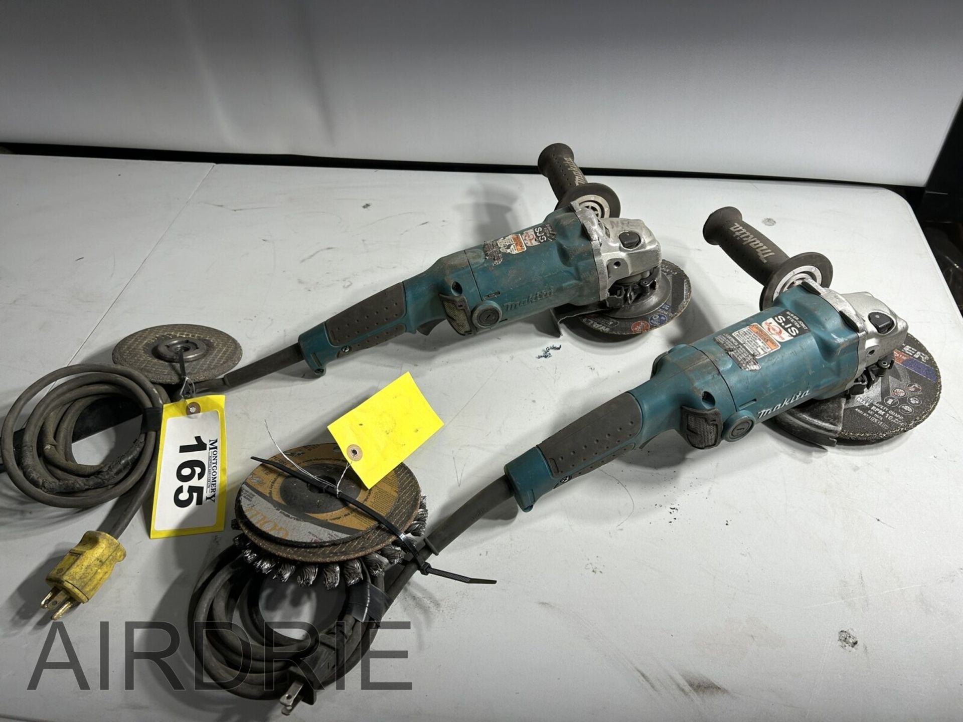 *OFFSITE* 2-MAKITA ELEC. 5" ANGLE GRINDERS - Image 3 of 5