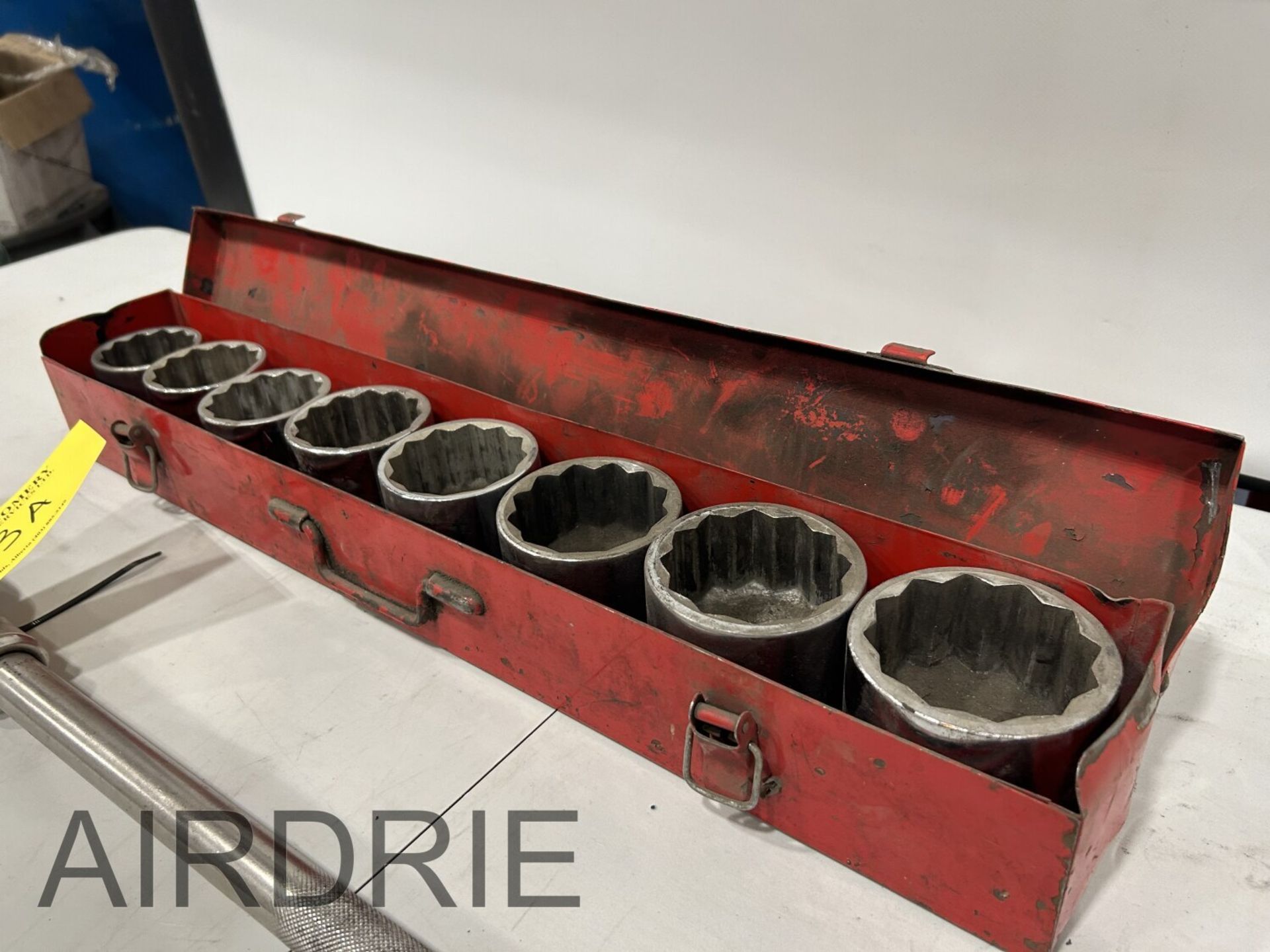 *OFFSITE* 3/4" RACHET AND LARGE SAE SOCKET SET 2"-2.5" - Image 5 of 6
