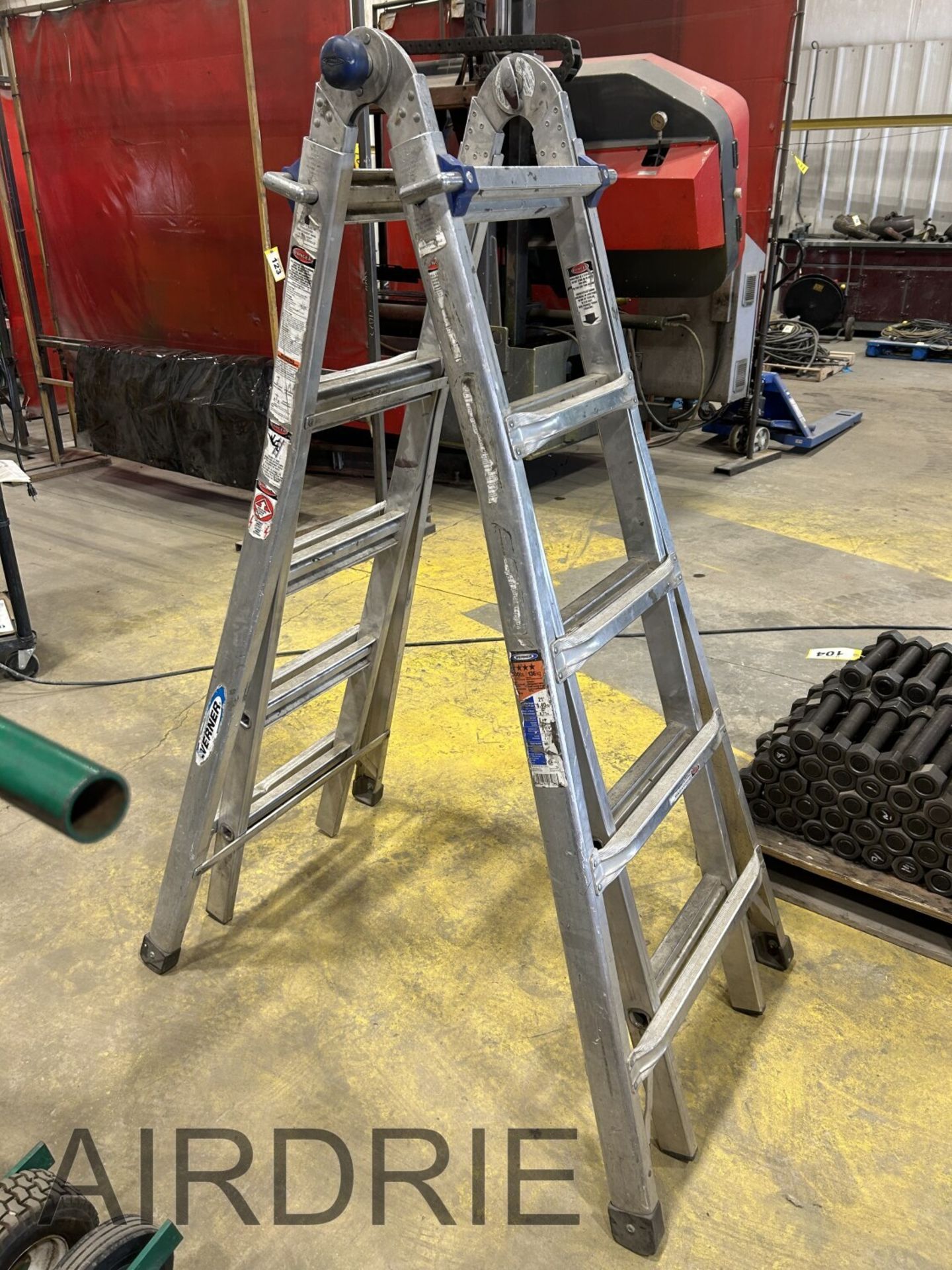 *OFFSITE* WERNER ALUMINUM MULTI-FUNCTION LADDER - Image 4 of 4