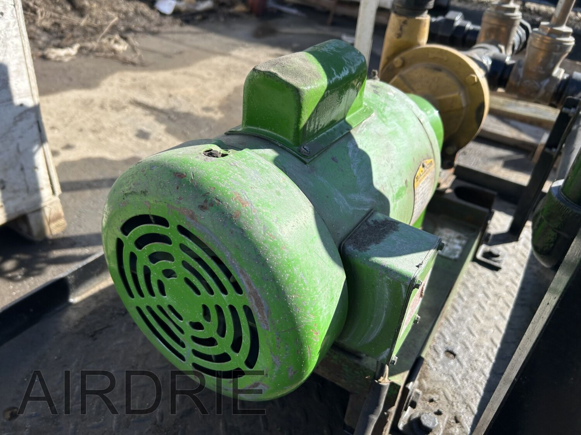 *OFFSITE* BENNET & EMMOTT 2" WATER PUMP & ELECTRIC MOTOR 3PH x 230V W/2" MANIFOLD - Bild 8 aus 11