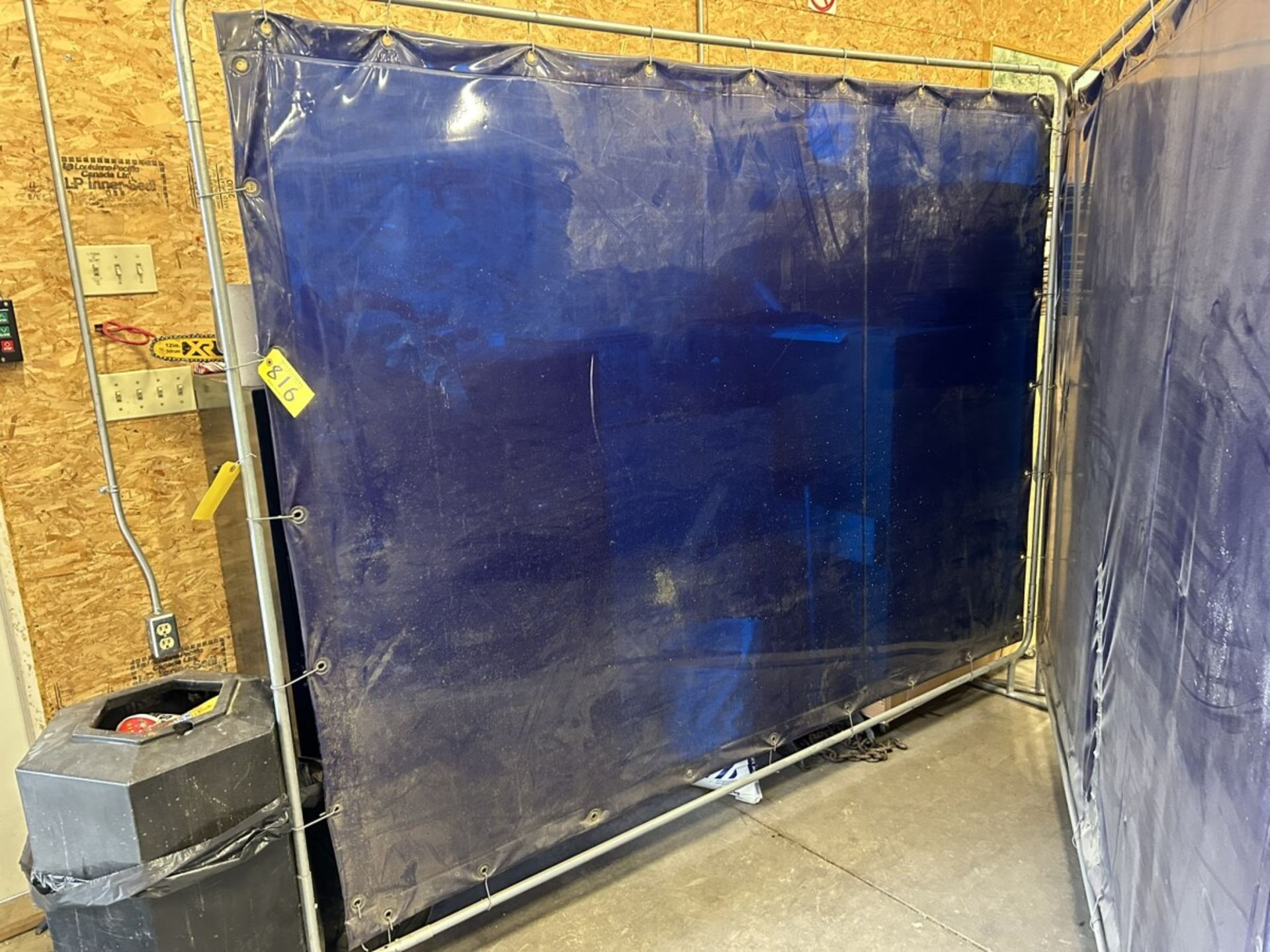 1-WELDING SCREEN 8X82T