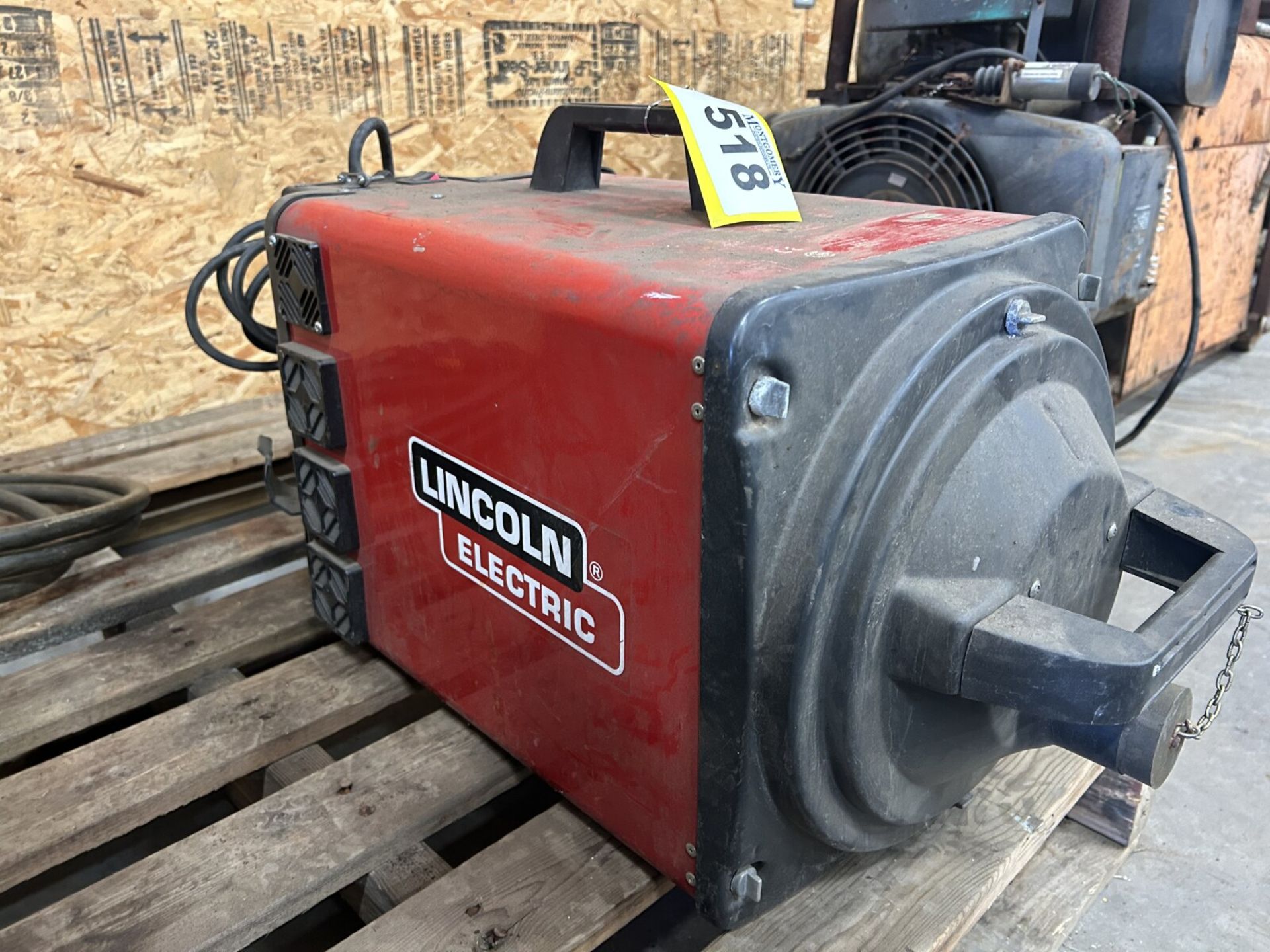 LINCOLN WELDING SMOKE SUCTION MACHINE, 120V, MODEL: MB190A (UNTESTED)