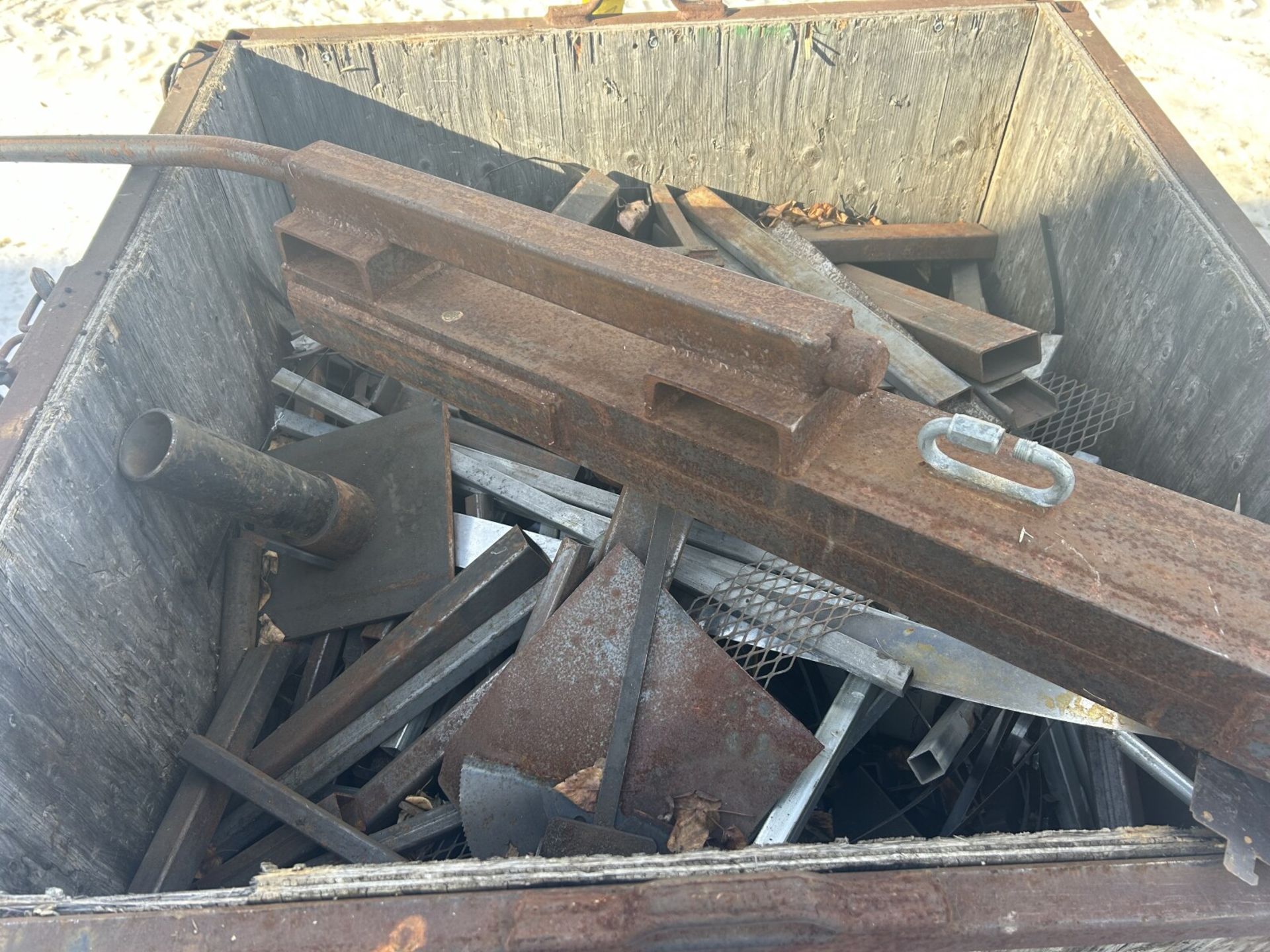 SHOP BUILT BIN W/ METAL CUT OFFS - Image 4 of 4