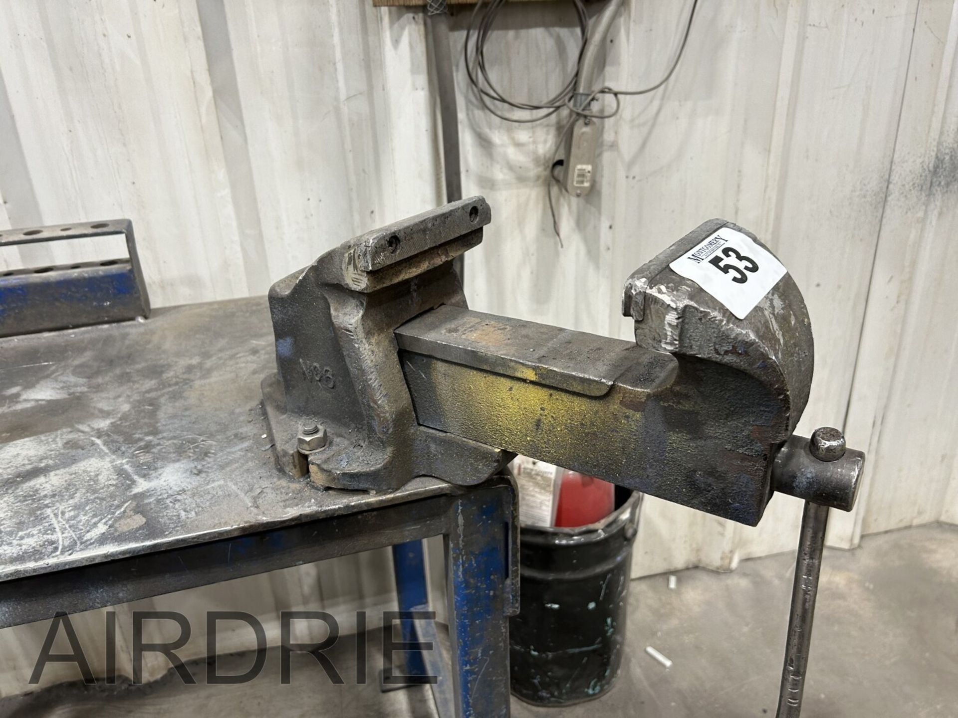 *OFFSITE* METAL WELDING TABLE 35"X22"X31" W/ 6" IRWIN BENCH VISE - Image 3 of 7