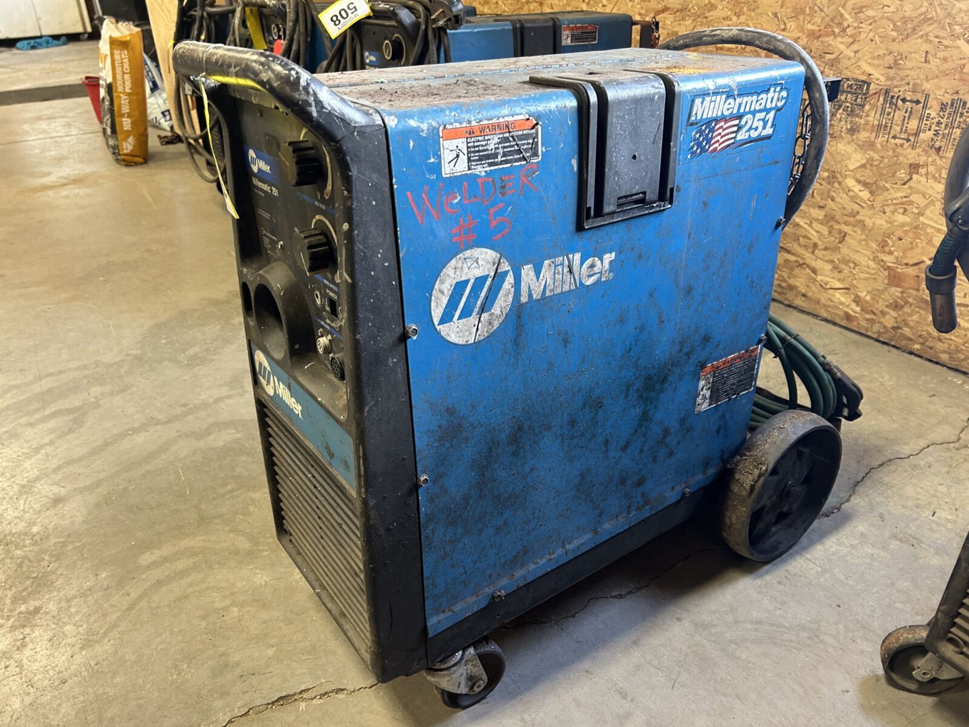 MILLERMATIC 251 MIG WELDER S/N: LG040354B, 1PH, 220V - NO CABLES (UNTESTED) - Bild 2 aus 6