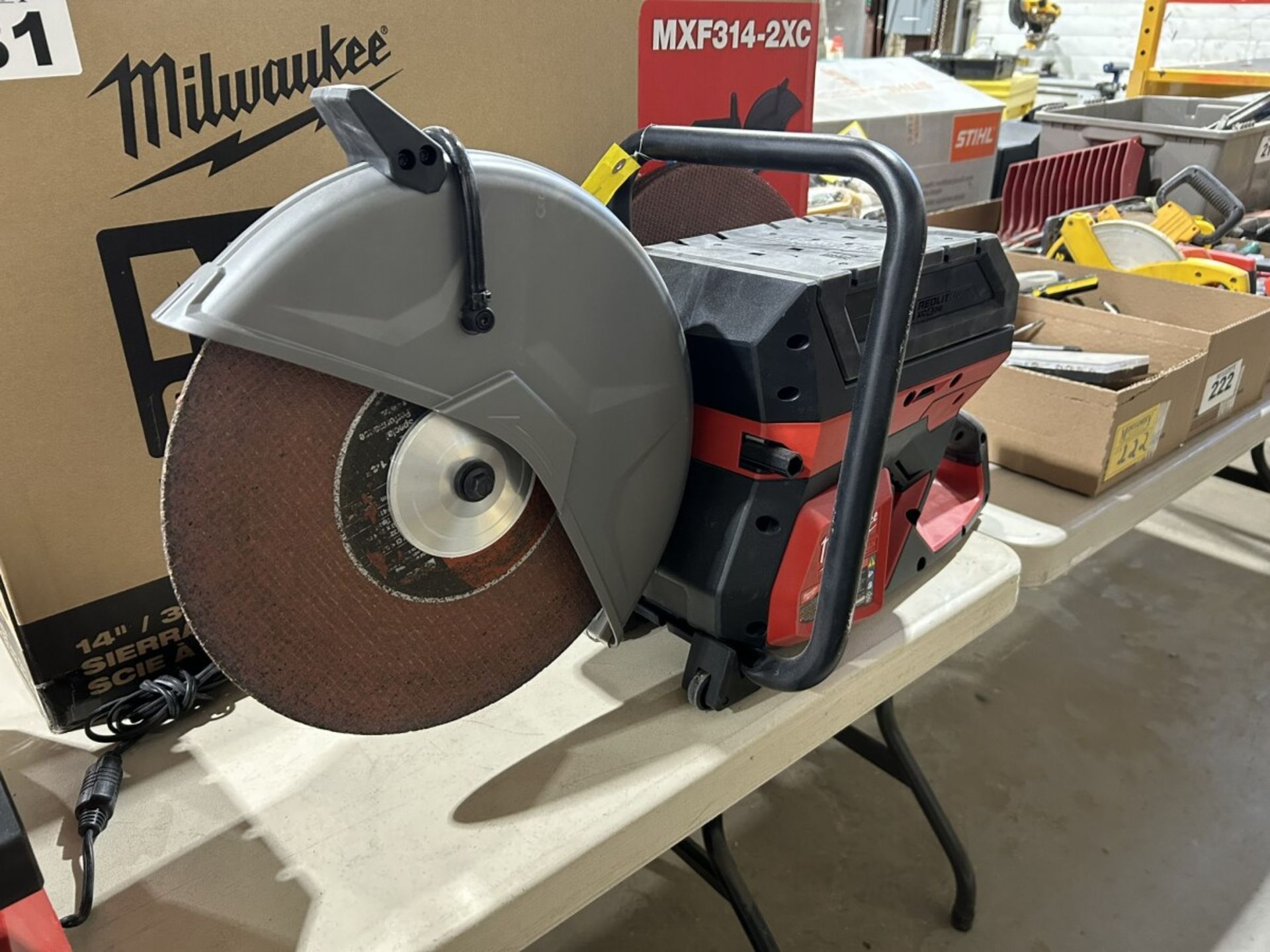 MILWAUKEE MXF314-2XC CORDLESS 14" DEMOLITION SAW W/ 2 XC406 BATTERIES AND CHARGER (USED ONE TIME) - Image 5 of 7