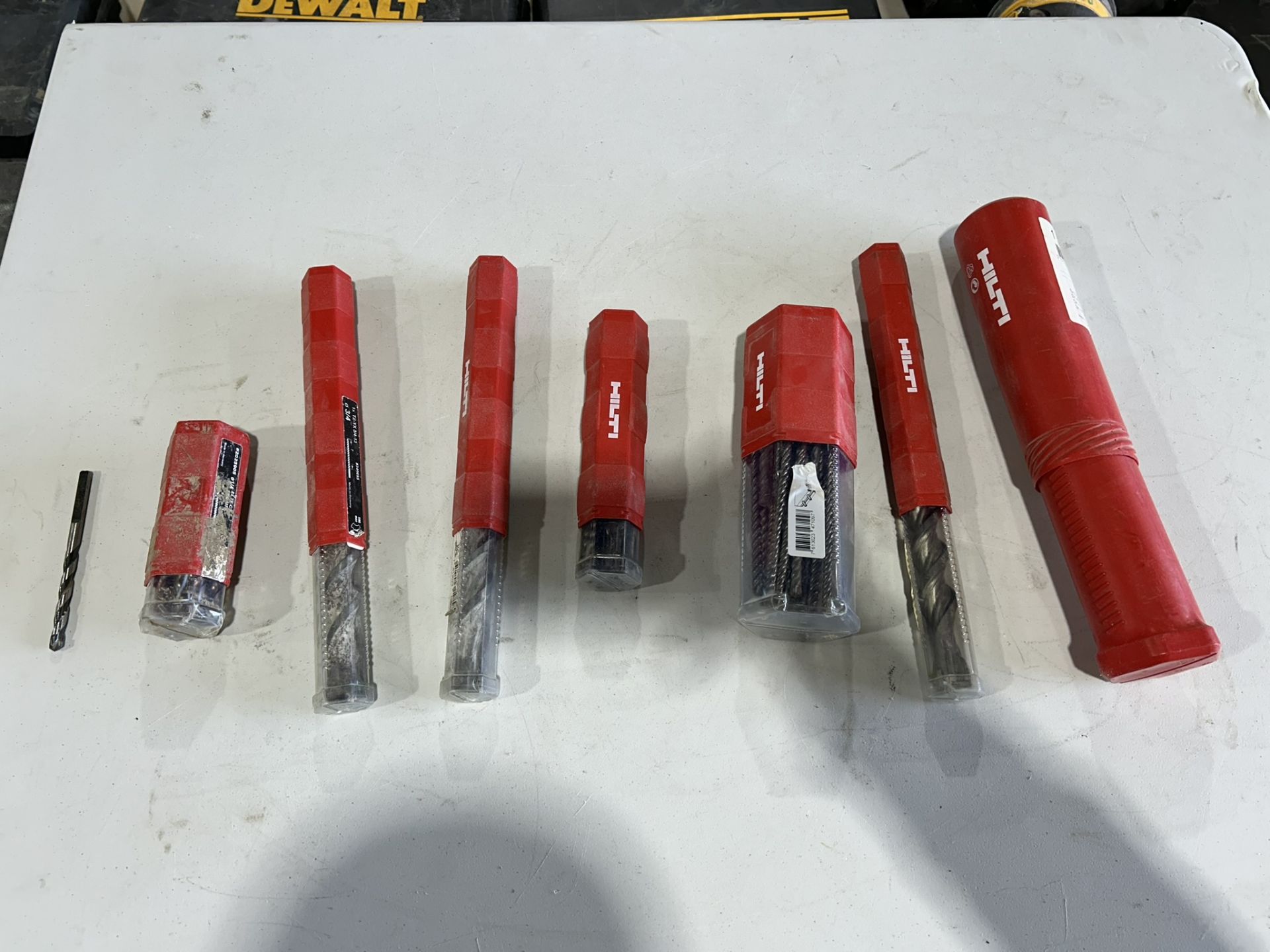 L/O ASSORTED HILTI HAMMER DRILL BITS