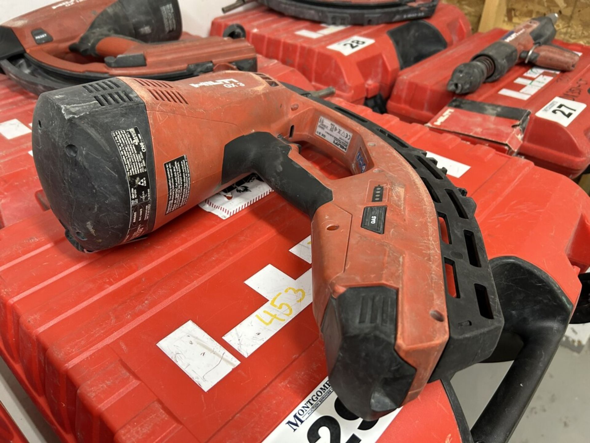 HILTI GX 3 GAS-ACTUATED FASTENING TOOL GAS NAILER WITH SINGLE POWER SOURCE FOR DRYWALL TRACK, - Image 5 of 7