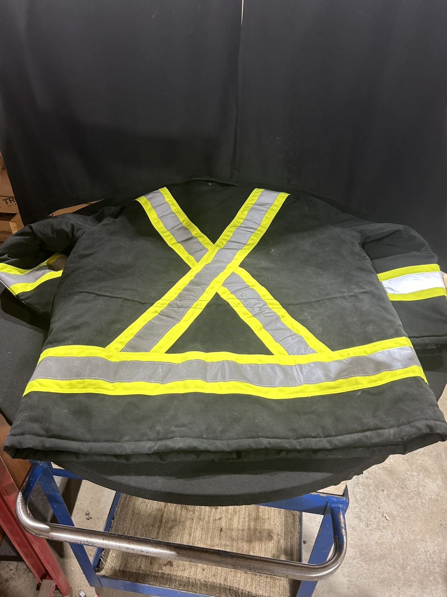 2-PIONEER INSULATED XL SAFETY BOMBER JACKETS - Image 9 of 9