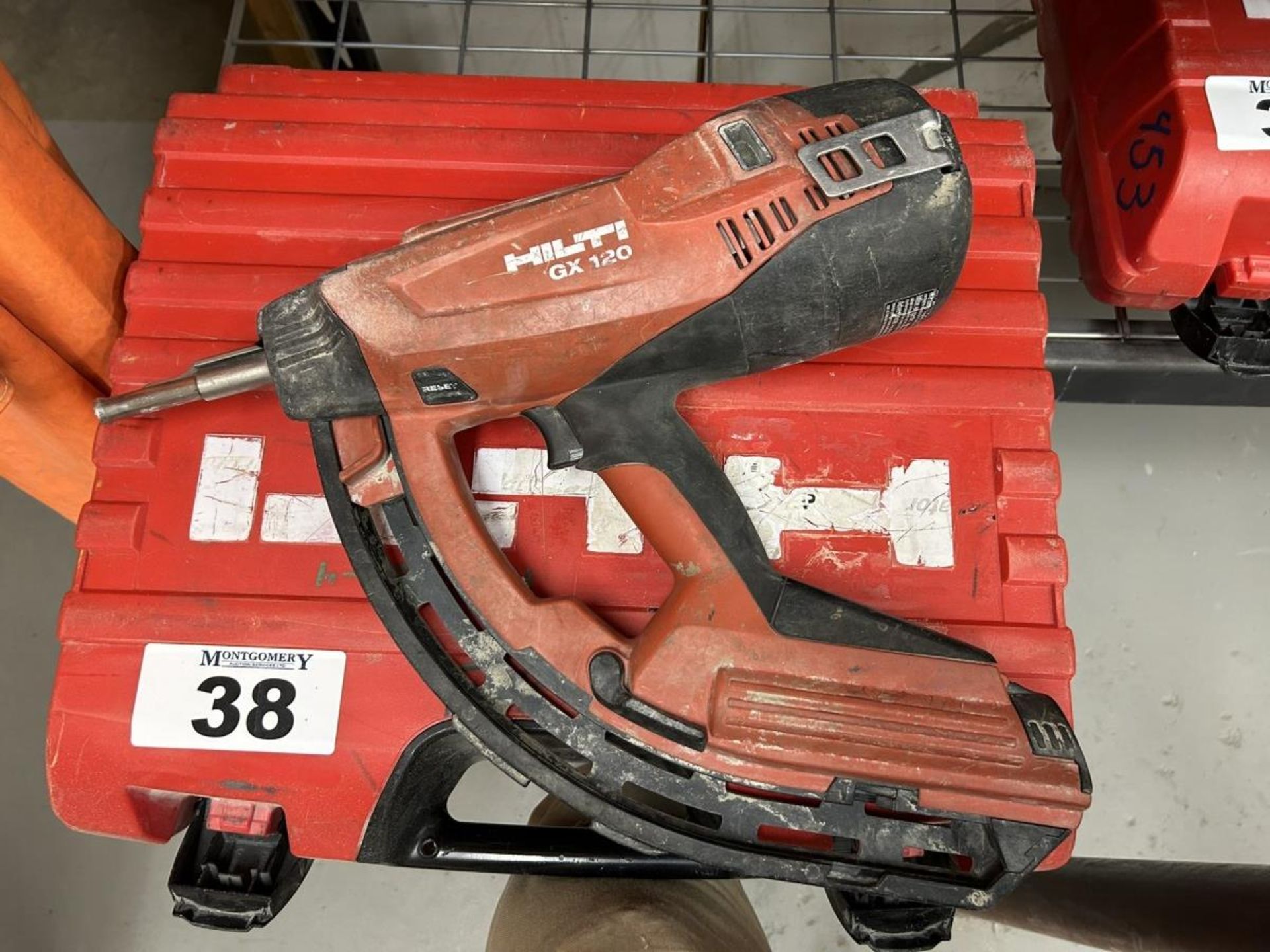 HILTI GX 120 GAS-ACTUATED FASTENING TOOL GAS NAILER WITH SINGLE POWER SOURCE FOR DRYWALL TRACK,