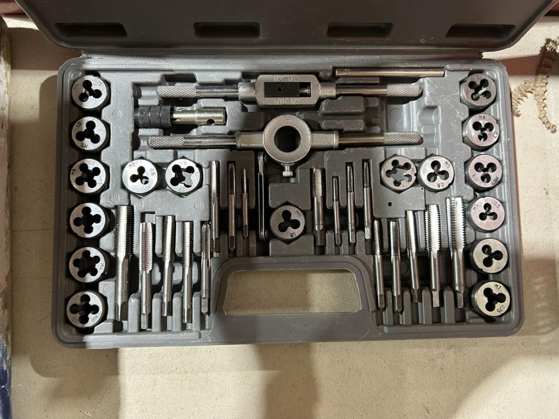 40PC TAP & DIE SET