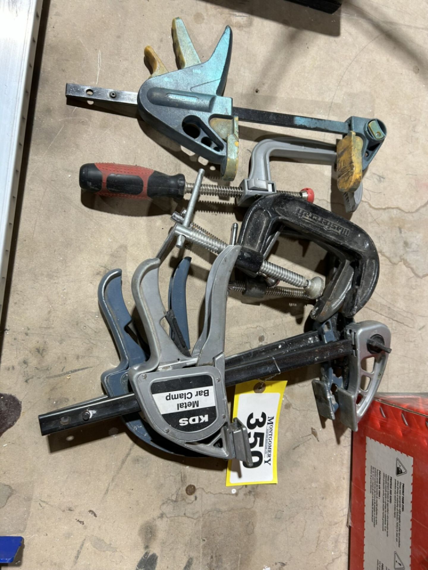 2.5" C-CLAMPS, 4" C-CLAMPS, KDS METAL BAR CLAMPS, AND ASSORTED CLAMPS