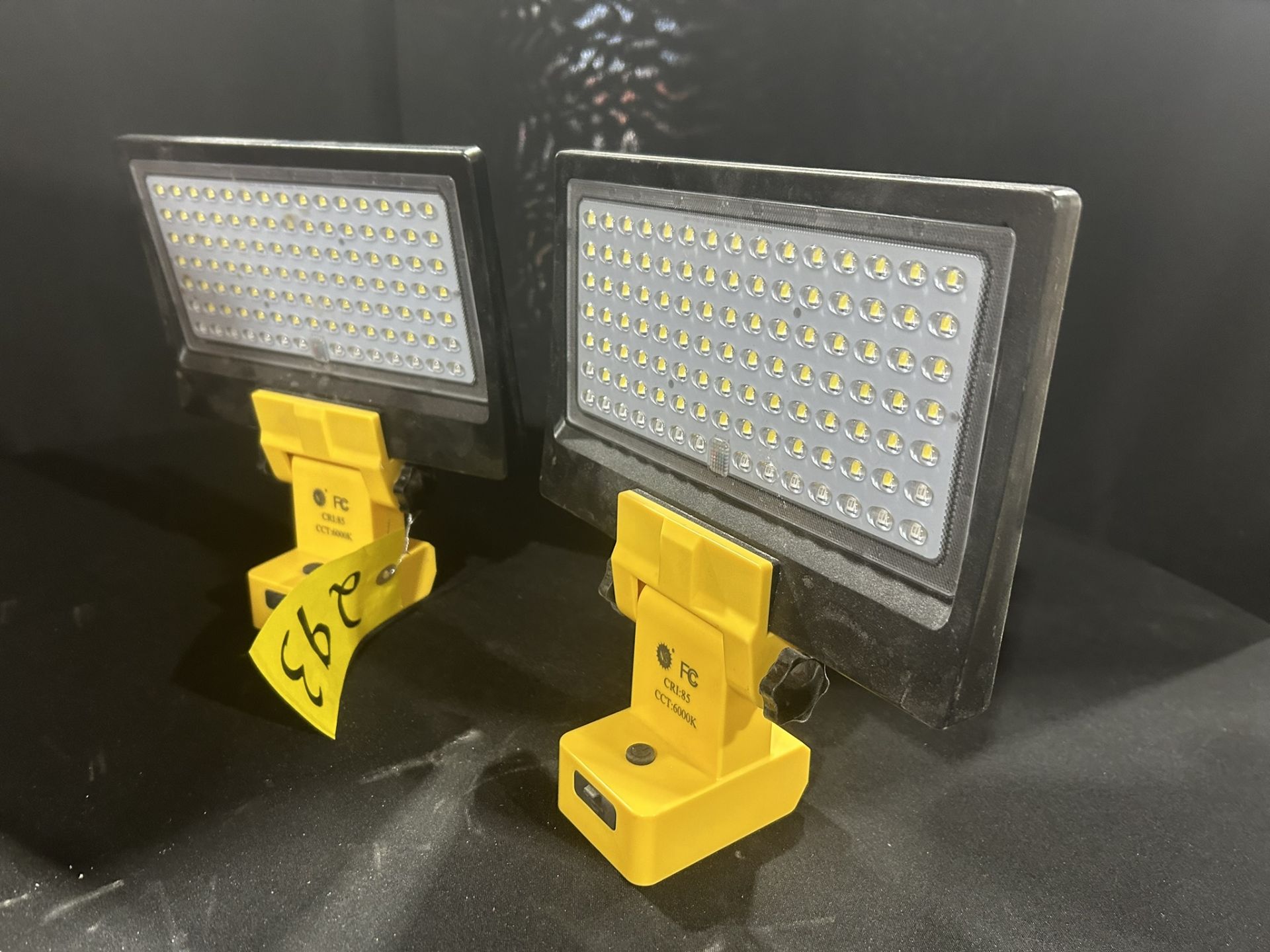 LED PORTABLE LIGHTS (WORKS WITH DEWALT BATTERIES) - Image 5 of 5