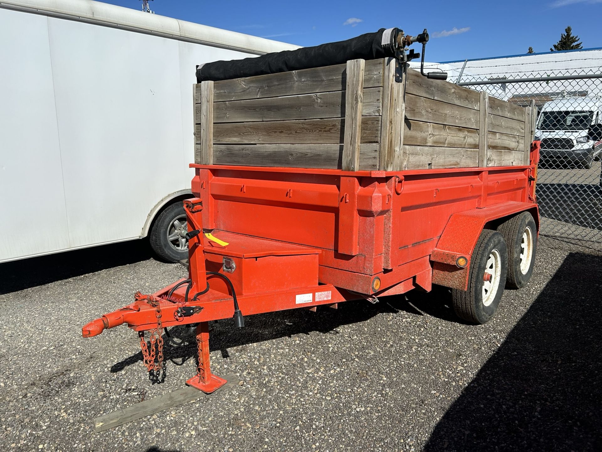 10 FT X 5 FT T/A HYD. DUMP TRAILER W/ STOCK RACKS, ROLLING COVER S/N 041734