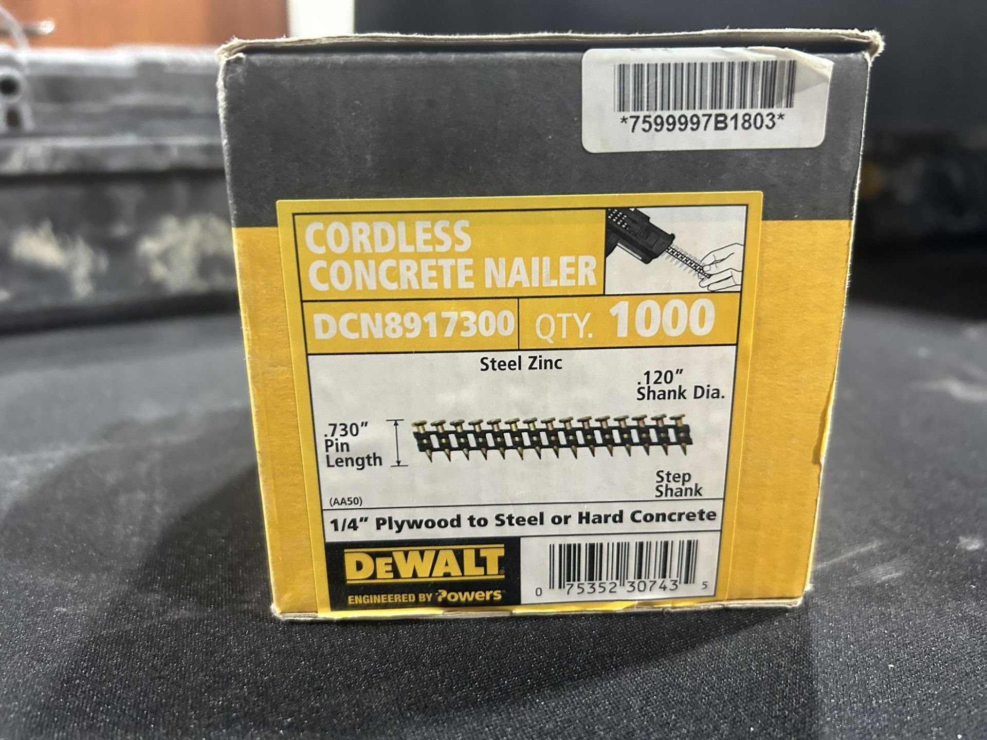 DEWALT DCN891 CORDLESS CONCRETE NAILER W/ BATTERY AND CHARGER - Image 8 of 8