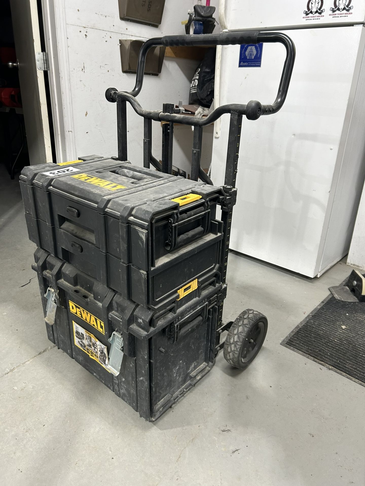 DEWALT TOUGH SYSTEM TOOL BOXES W/ WHEEL KIT - 1-21.5"X12"X11", 1-21.5"X12"X16" - Image 2 of 10