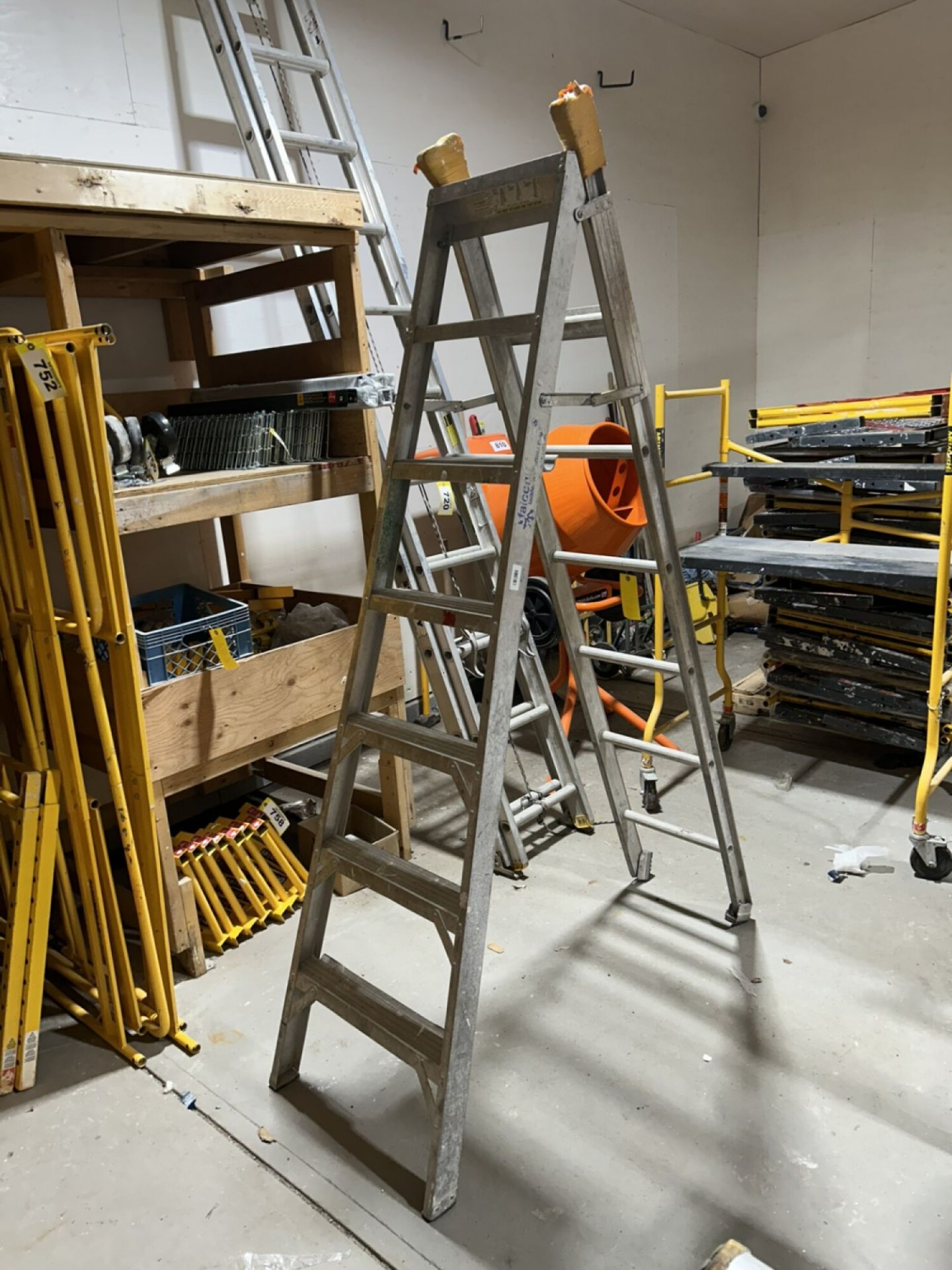 ALUMINUM COMBINATION LADDER