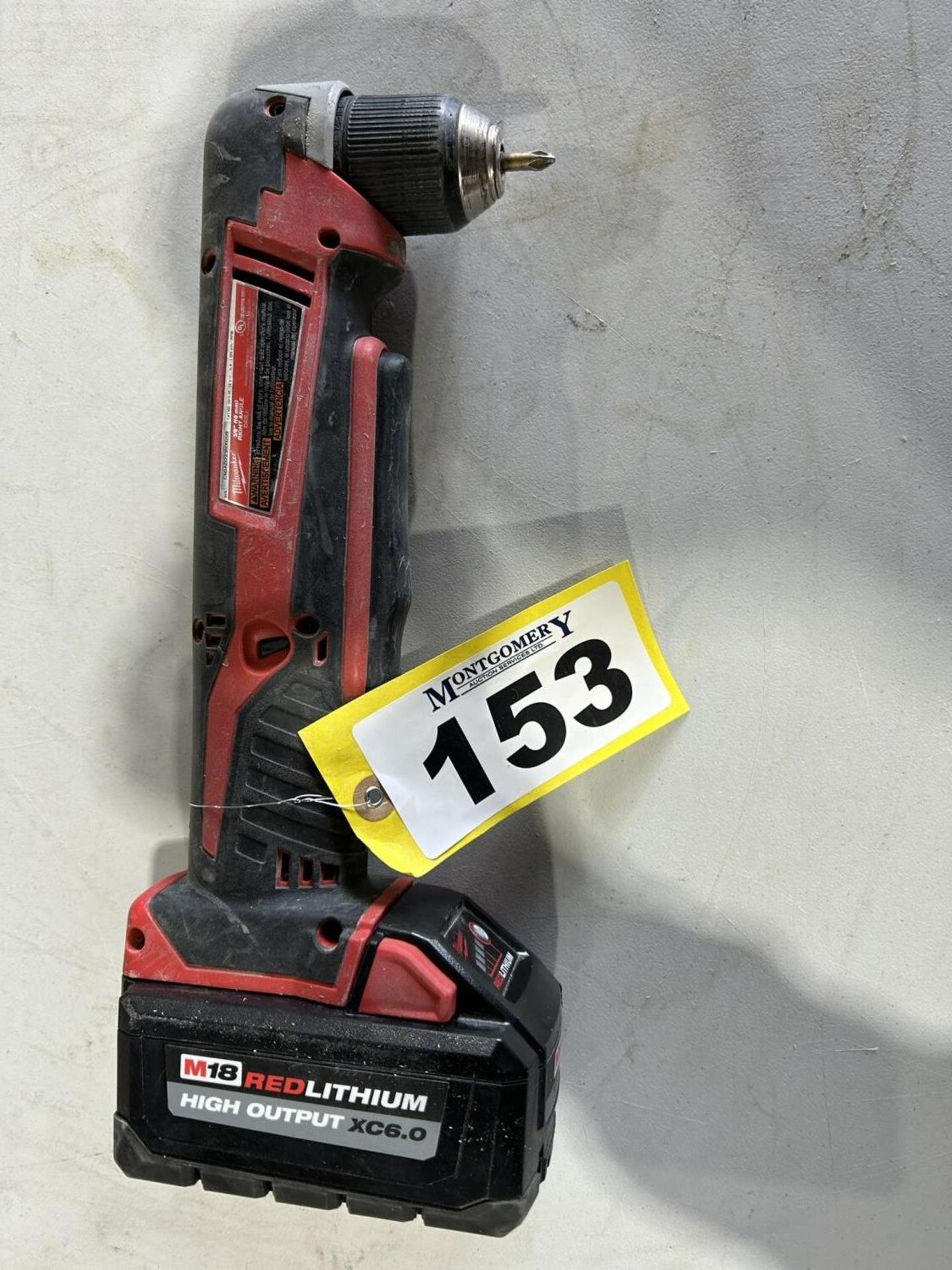 MILWAUKEE CORDLESS RIGHT ANGLE DRILL W/ XC6.0 BATTERY (NO CHARGER) - Image 4 of 5