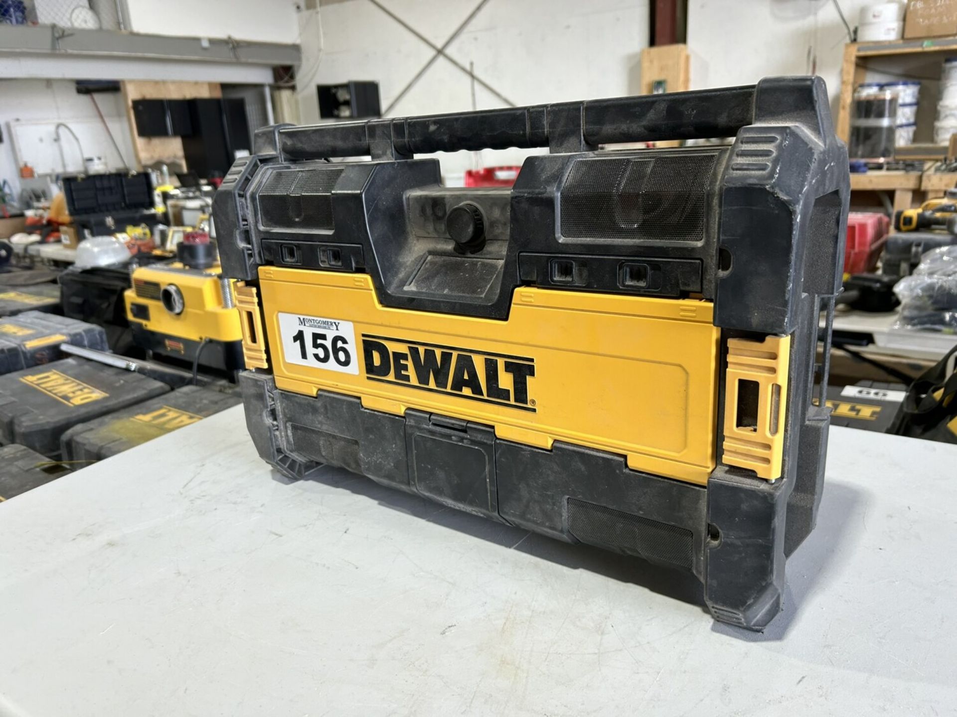 DEWALT TOUGH SYSTEM JOB SITE RADIO