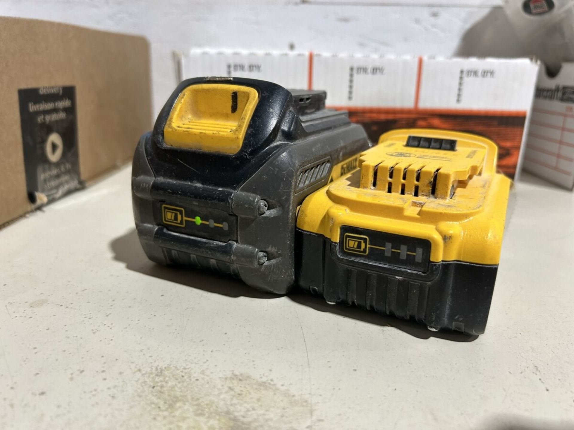 DEWALT 6.0AH & 5.0AH BATTERIES - Image 5 of 6