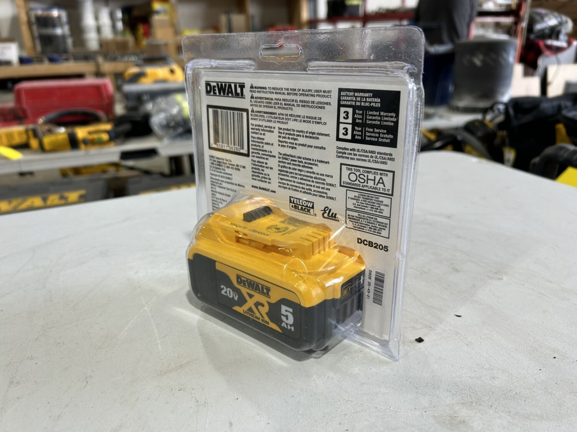 DEWALT 5.0AH BATTERY - Image 4 of 4