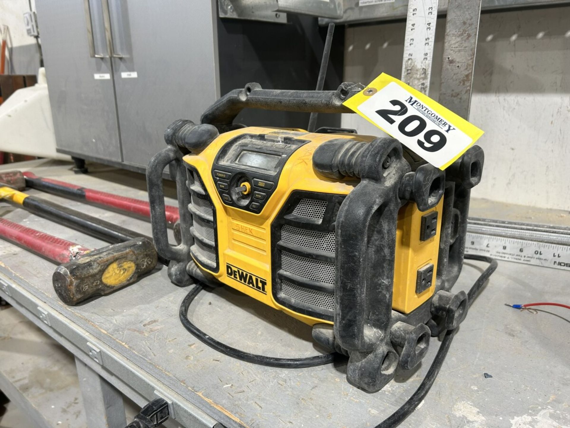 DEWALT JOBSITE STEREO