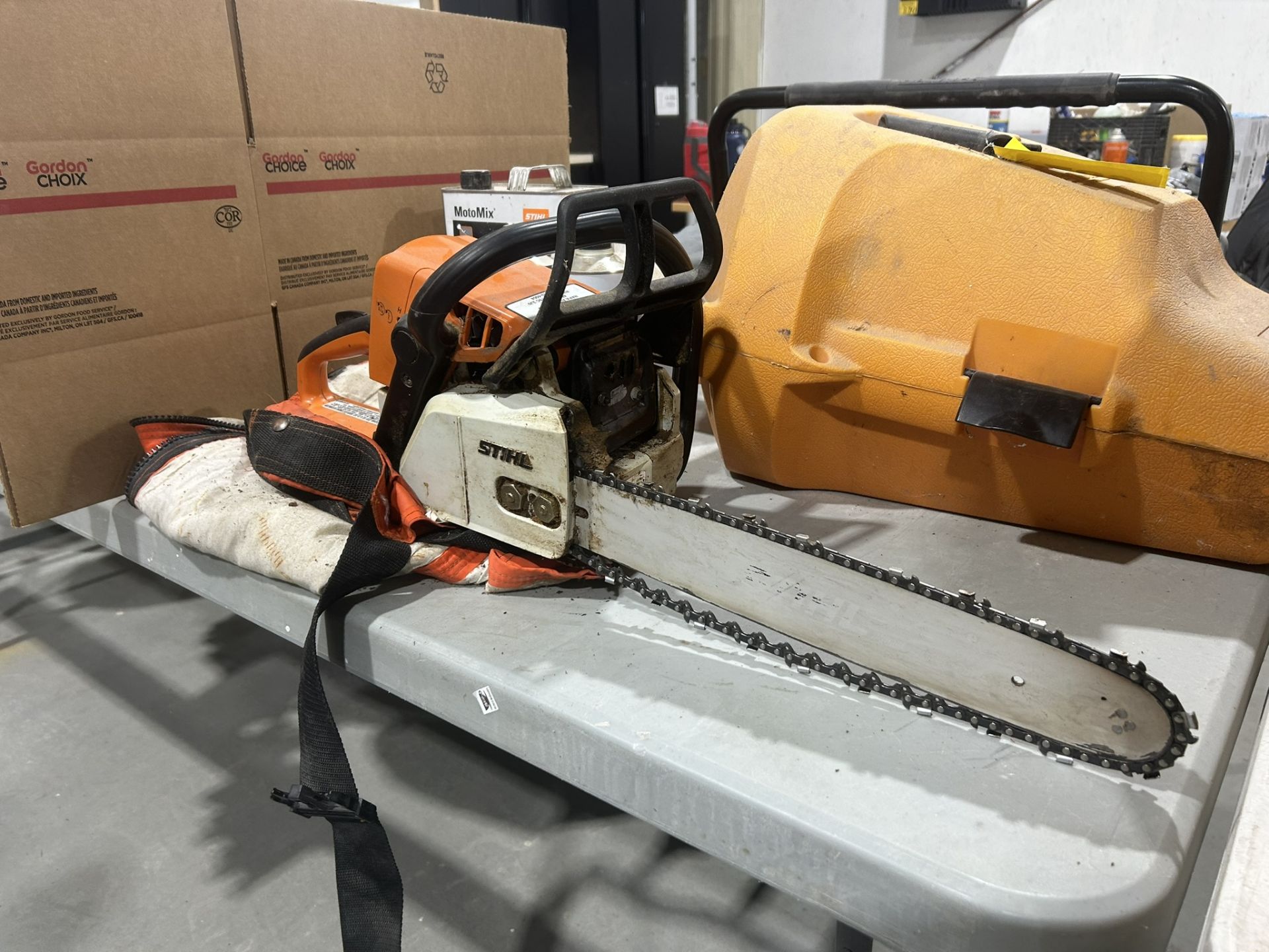 STIHL MS 210 CHAINSAW, FUEL, CHAPS, ETC. - Image 4 of 7