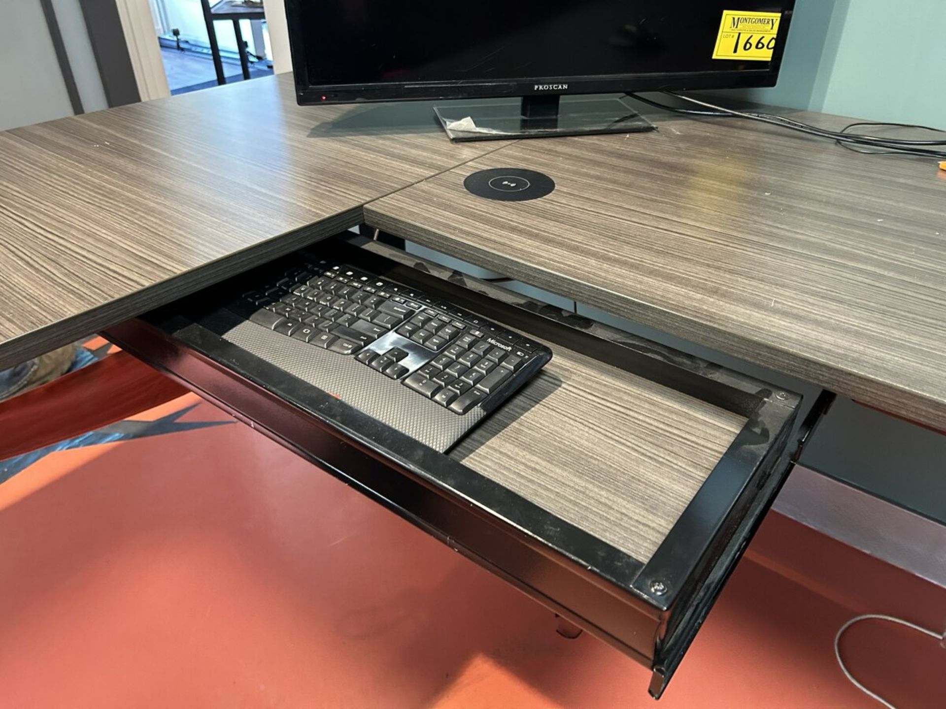 HARTWOOD L-SHAPED ADJUSTABLE HEIGHT DESK 94.5"X65" W/ WIRELESS CHARGER, CREDENZA 76.5"X20.5", - Image 6 of 7