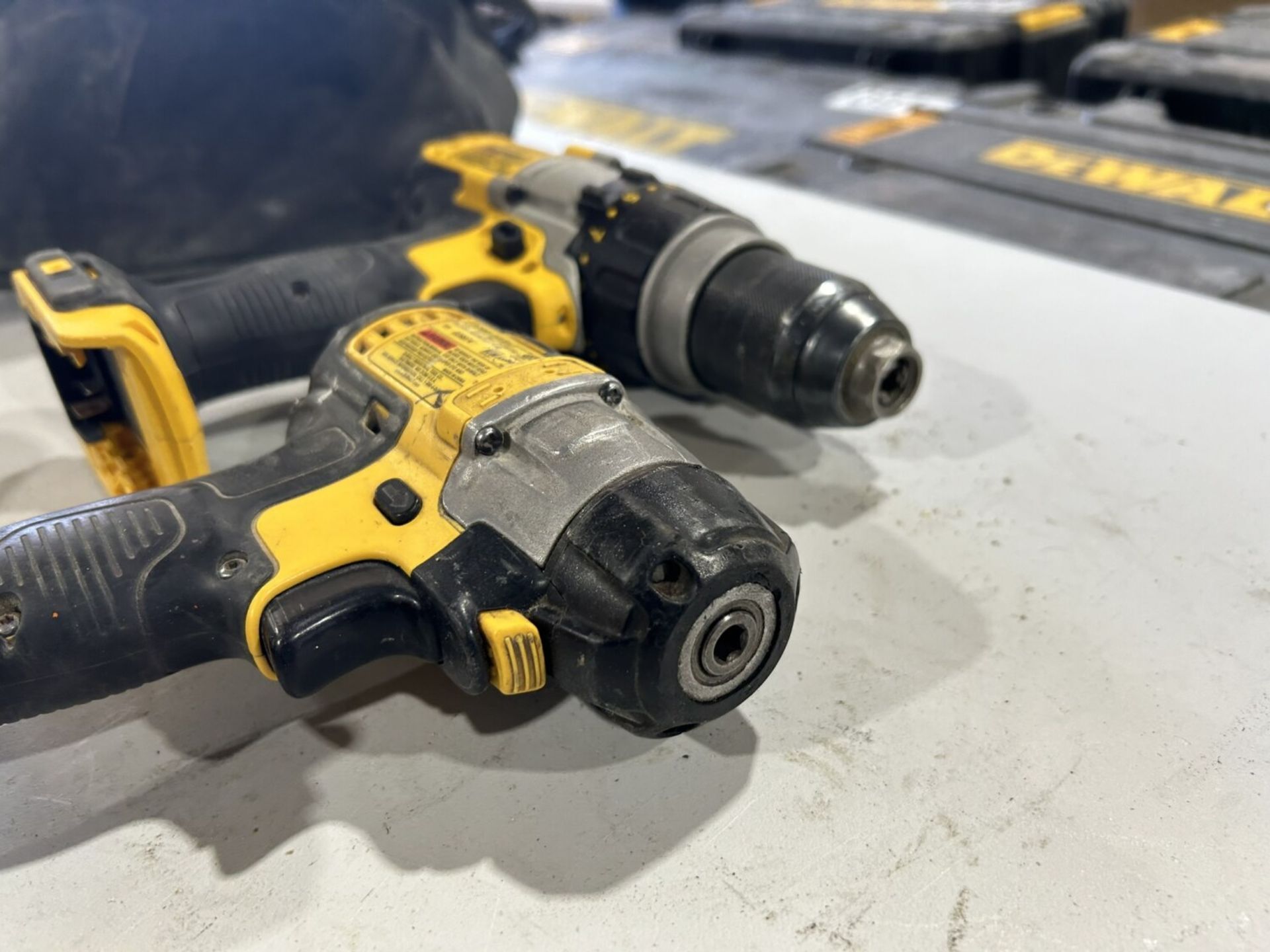 DEWALT CORDLESS 4.25" CIRCULAR SAW, IMPACT DRIVER, DRILL, & LIGHT W/ BATTERY AND CHARGER - Image 8 of 10