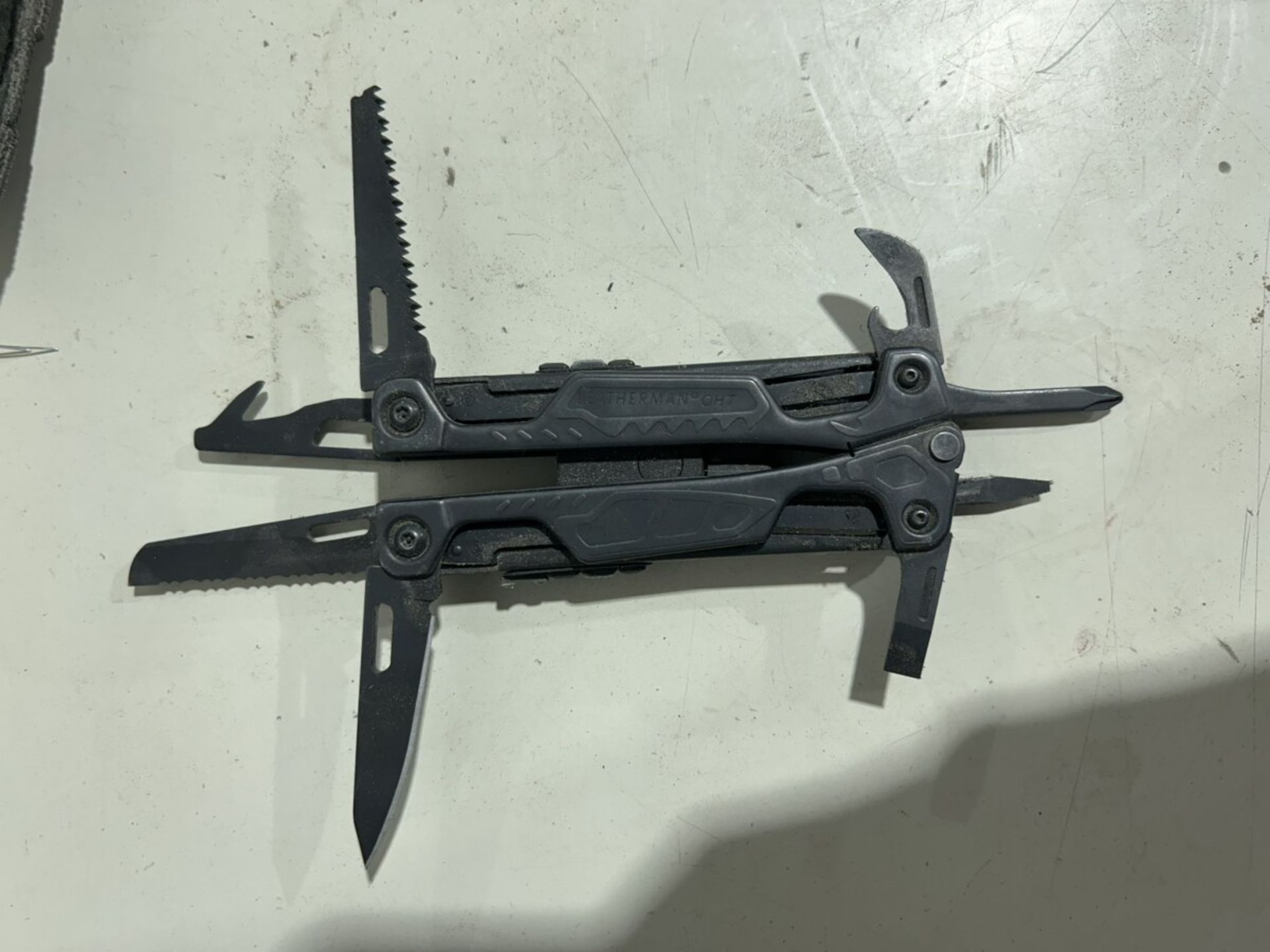 LEATHERMAN MULTITOOL - Image 4 of 5