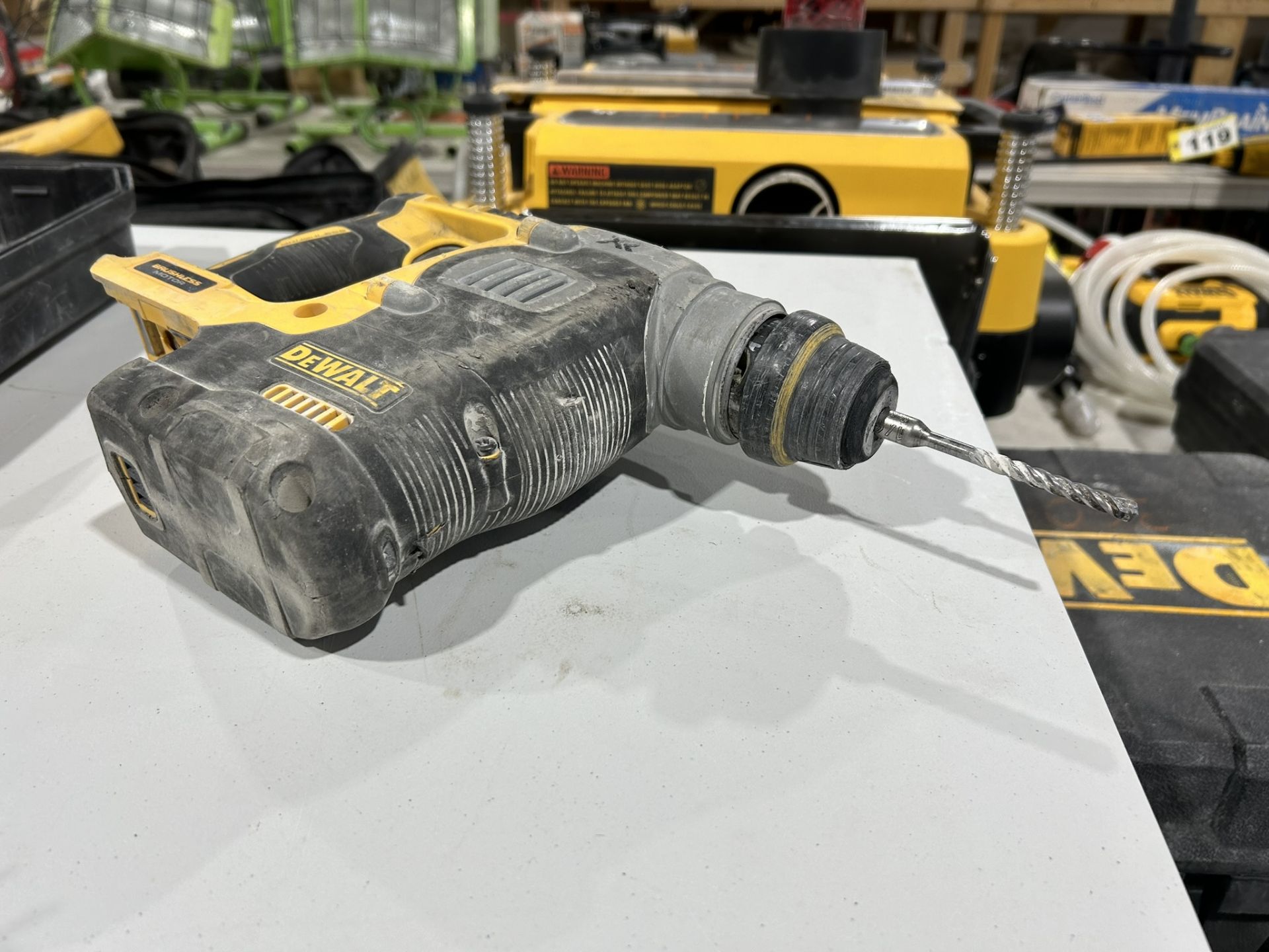 DEWALT DCH273 CORDLESS HAMMER DRILL/JACK HAMMER - Image 7 of 7