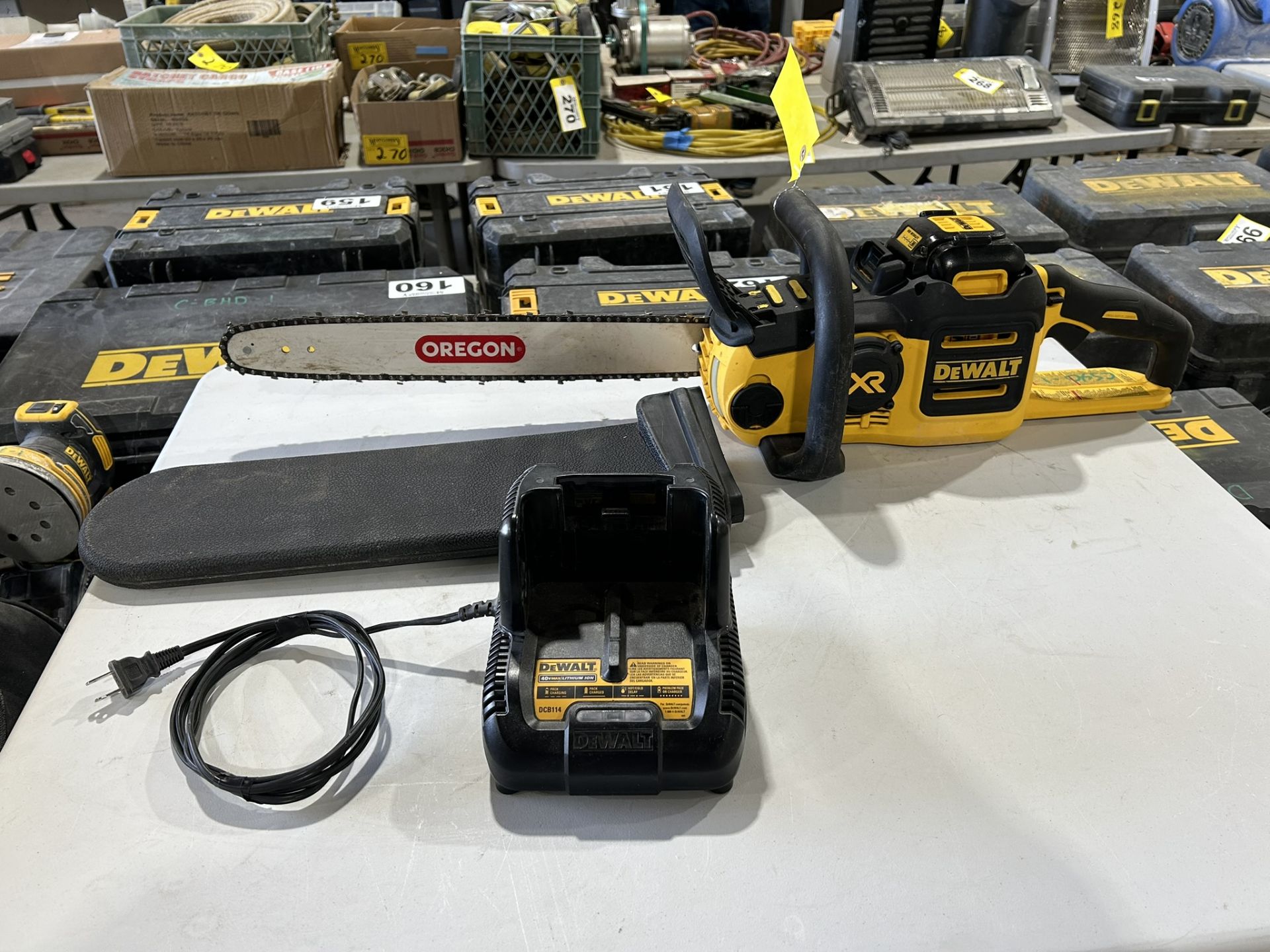 DEWALT CORDLESS 16" CHAINSAW W/ 4.0AH BATTERY, CHARGER