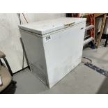 FRIGIDAIRE CHEST DEEP FREEZE 35"X24"X34"H (CONTENTS NOT INCLUDED)
