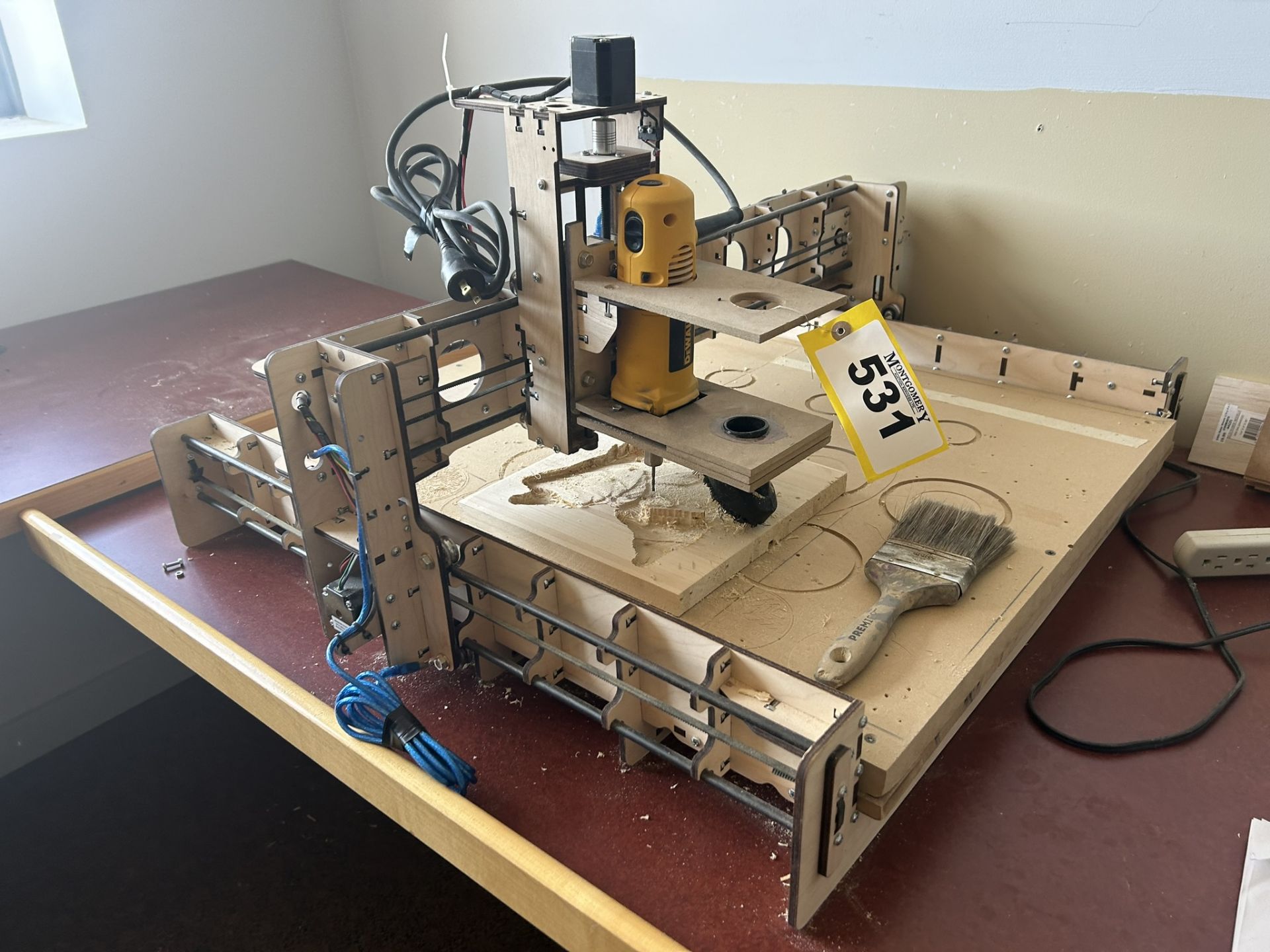 DESKTOP CNC ROUTER W/ DEWALT CUT OUT TOOL 24"X24" AND DUST HOOD (DUST EXTRACTION HOSE NOT INCLUDED) - Image 2 of 16