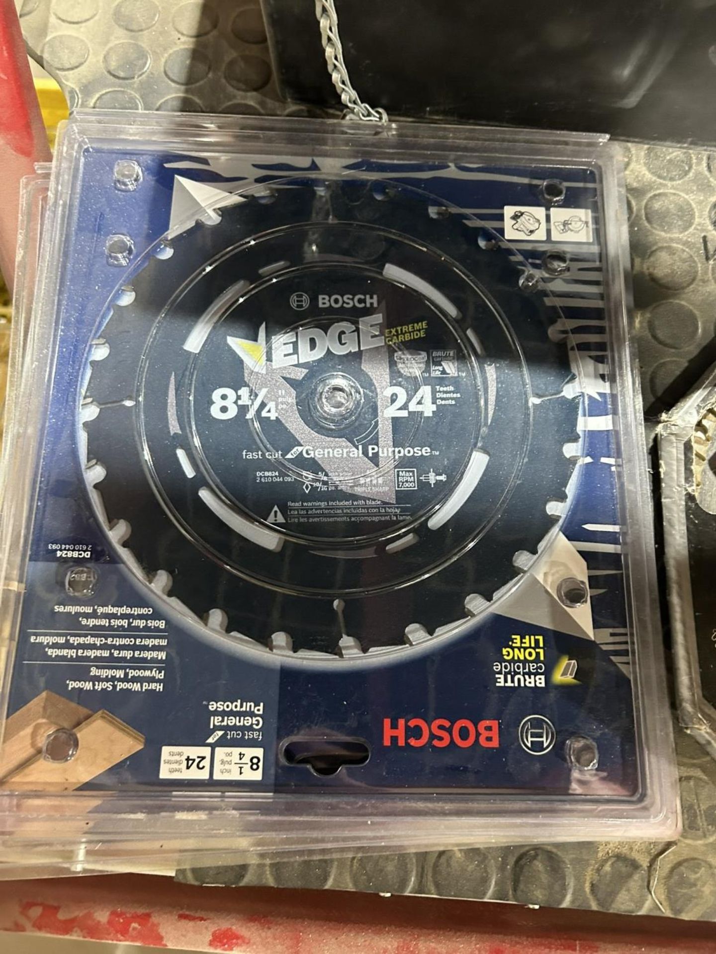 5-NEW BOSCH SAW BLADES - 3-6.5" & 2-8.25" - Image 3 of 4