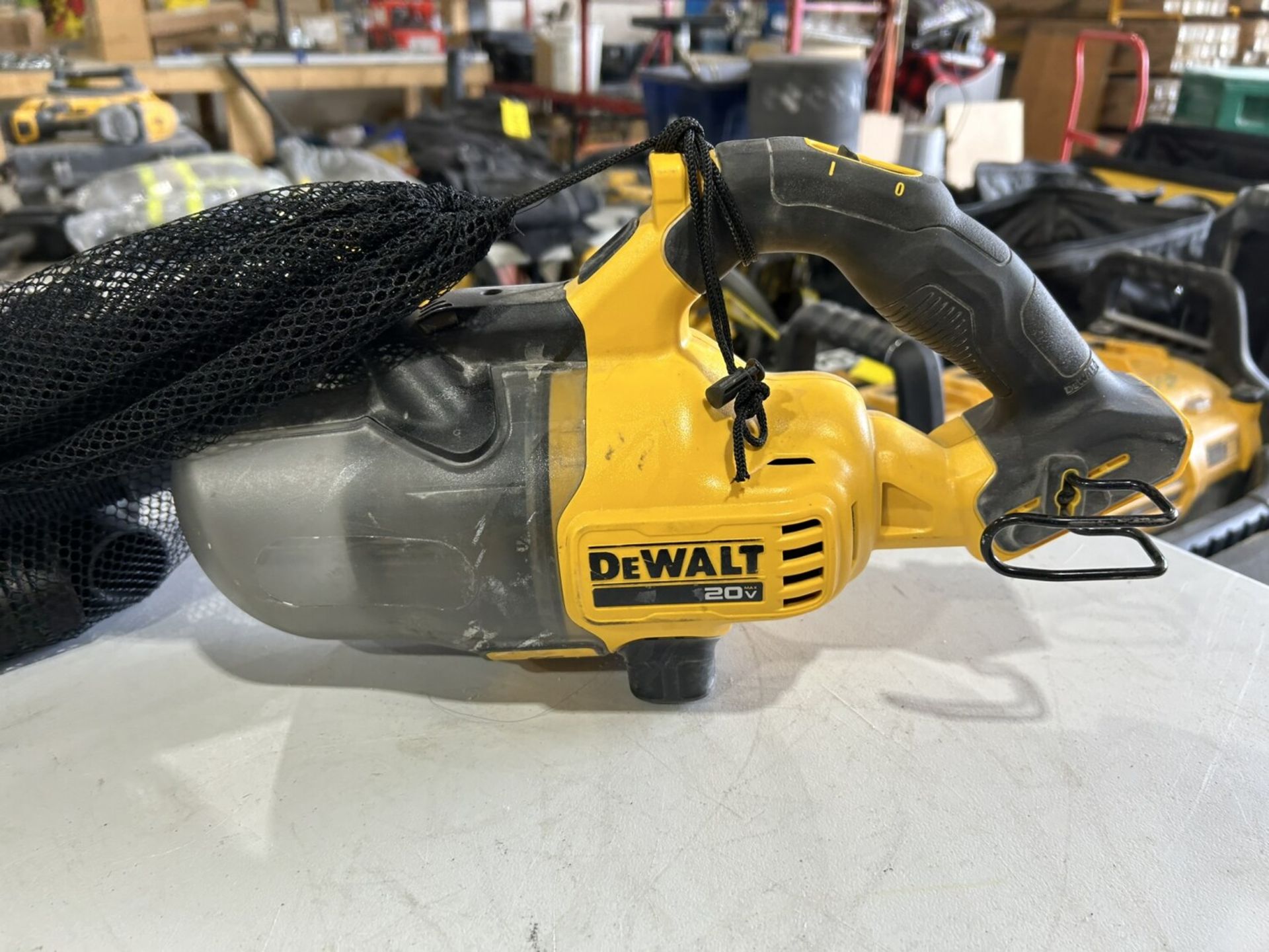 DEWALT CORDLESS POWER SANDING MACHINE & CORDLESS HEPA HANDHELD VACUUM W/ 2 6.0AH BATTERIES AND - Image 10 of 12