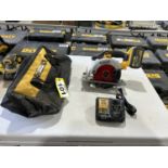 DEWALT CORDLESS 6.25" CIRCULAR SAW W/ 9.0AH BATTERY AND CHARGER