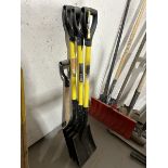 4-SQUARE NOSE FIBREGLASS HANDLED SHOVELS