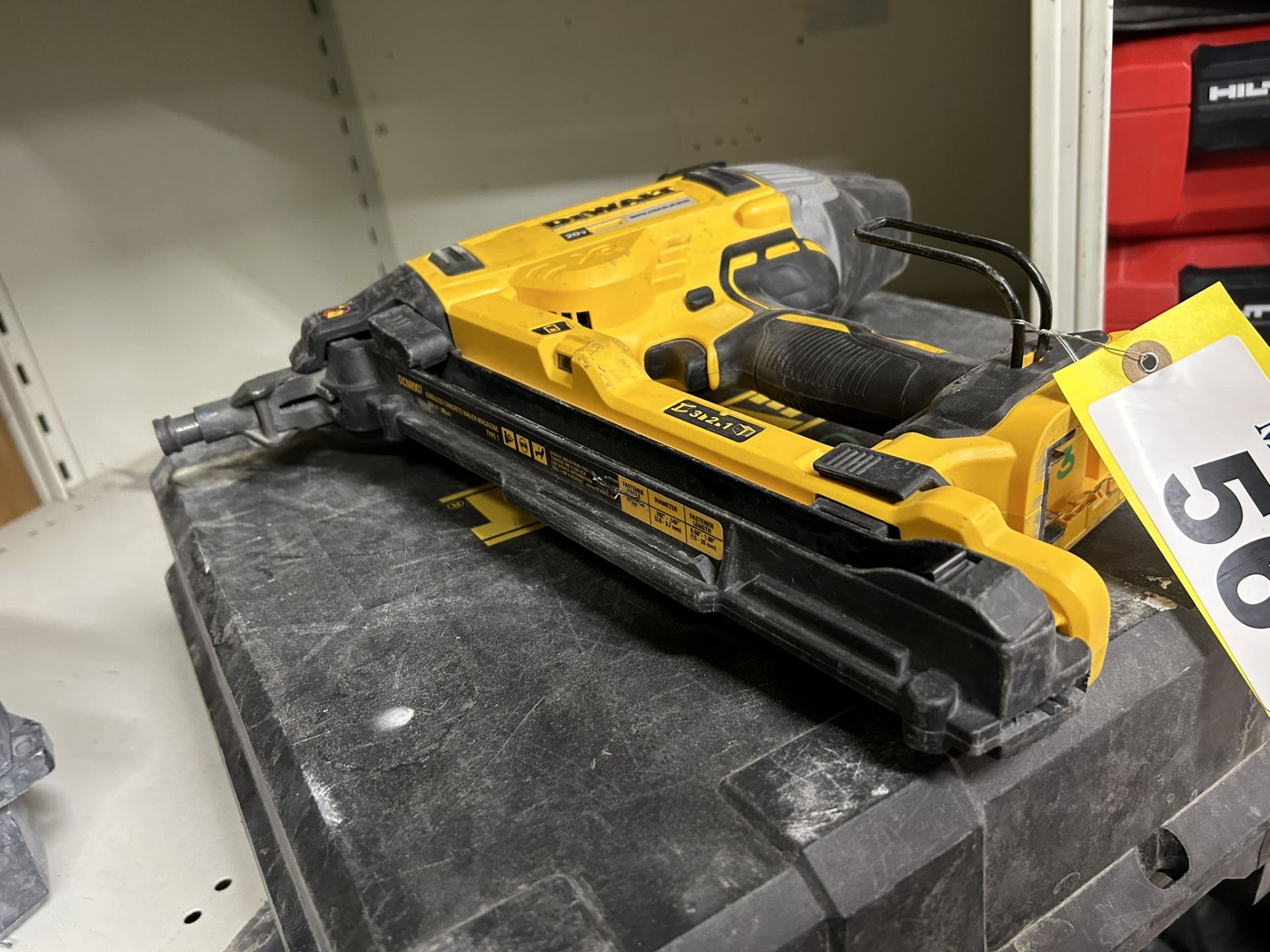 DEWALT DCN891 CORDLESS CONCRETE NAILER - Image 2 of 6