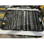 DEWALT RATCHET/SOCKET SET