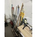 L/O ASSORTED SQUEEGEES, SLEDGE HAMMERS, SHOVELS, SNOW SHOVELS, AXE, ETC.